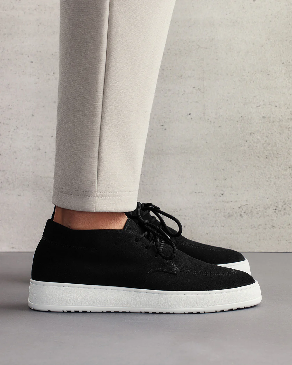 DB 01 Suede Jet Black - Image 3