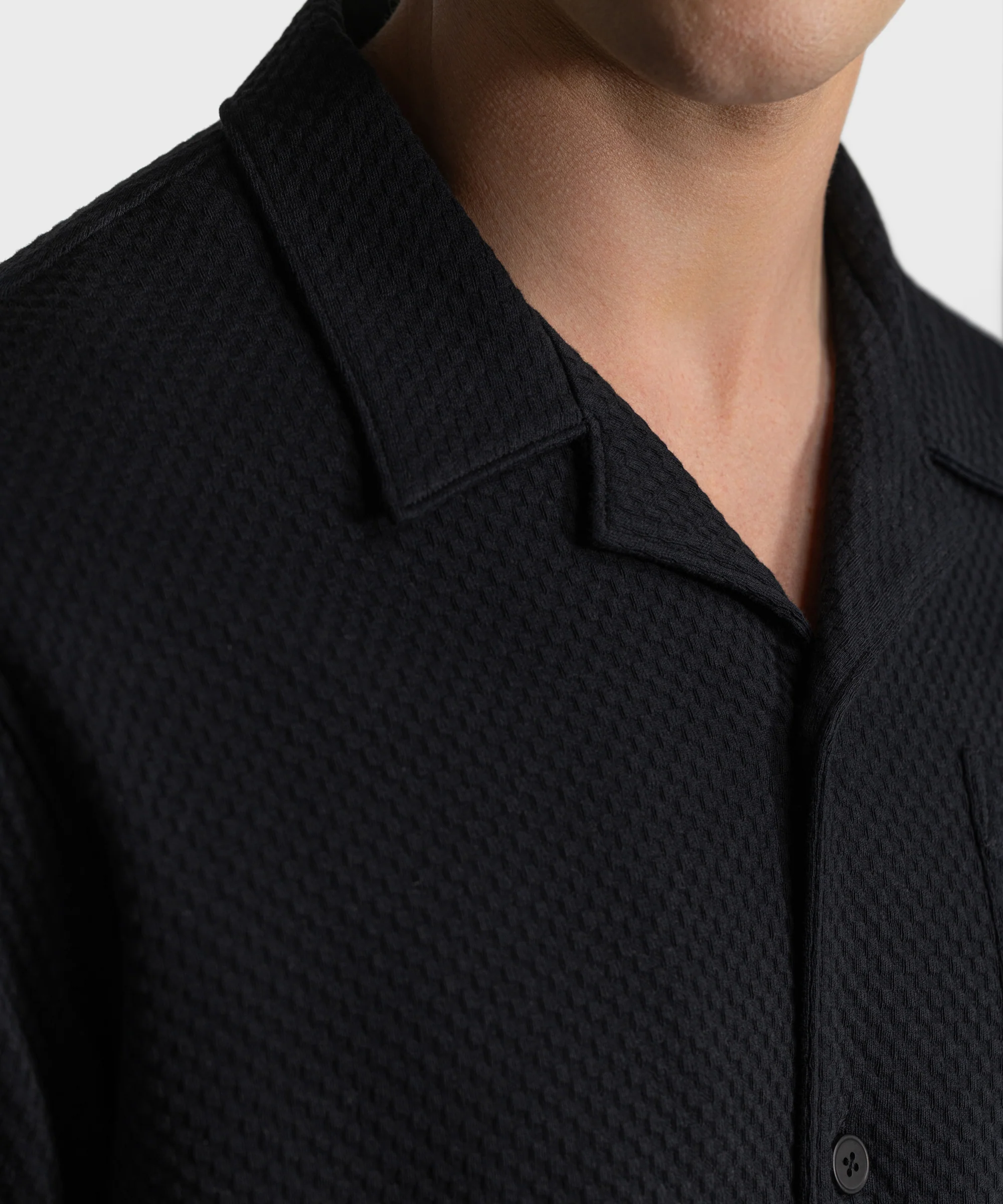 SH 04 Jacquard Black - Image 4