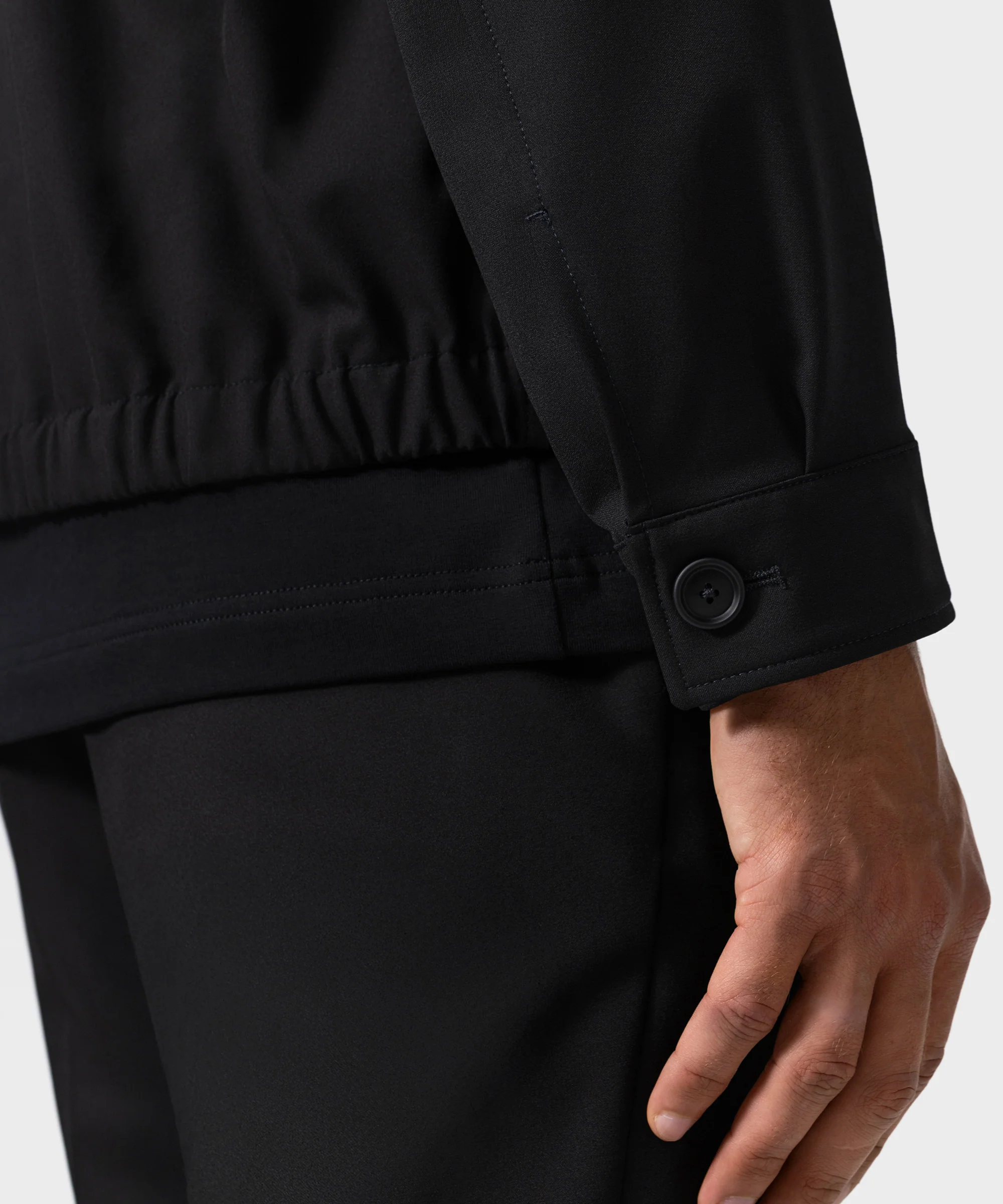 JC 01 Essence Black - Image 13