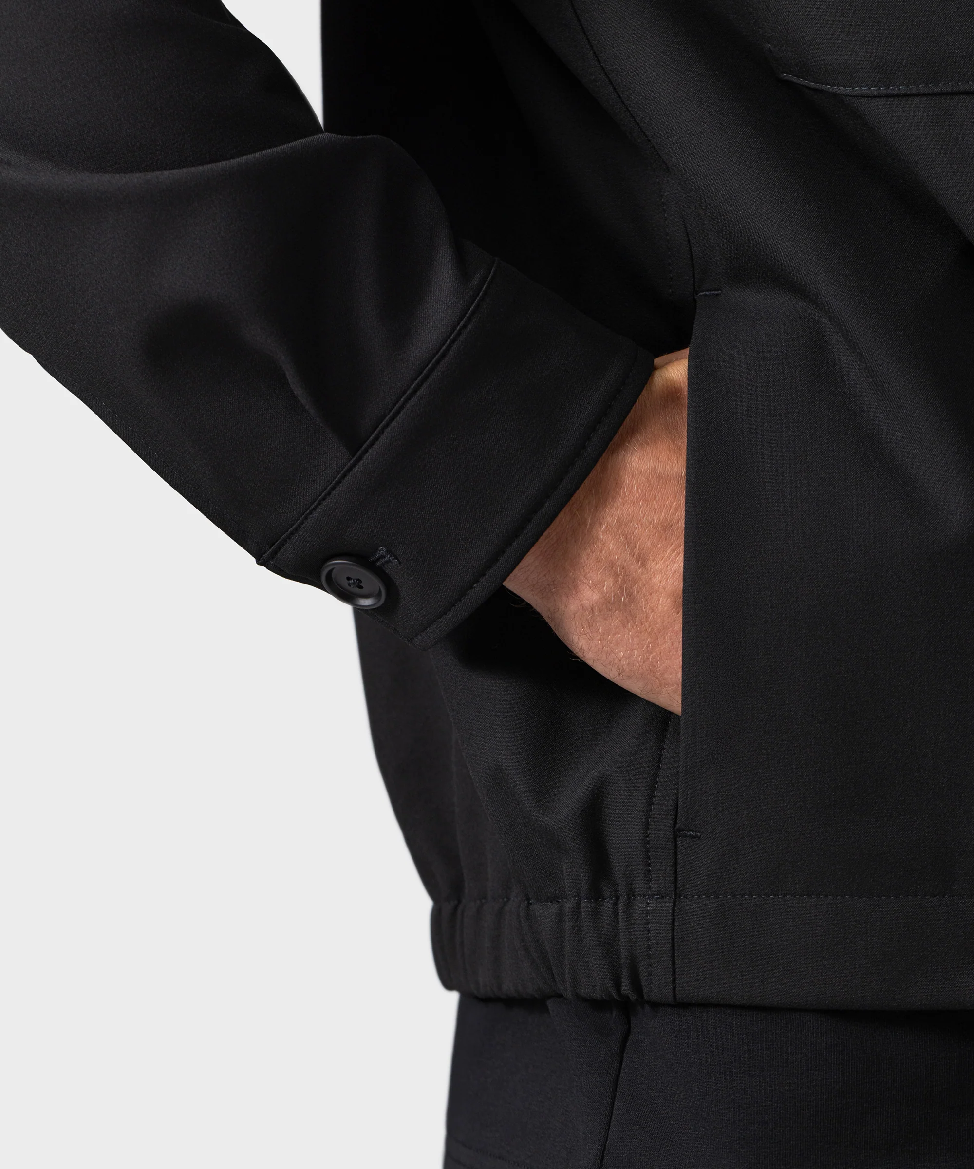 JC 01 Essence Black - Image 12