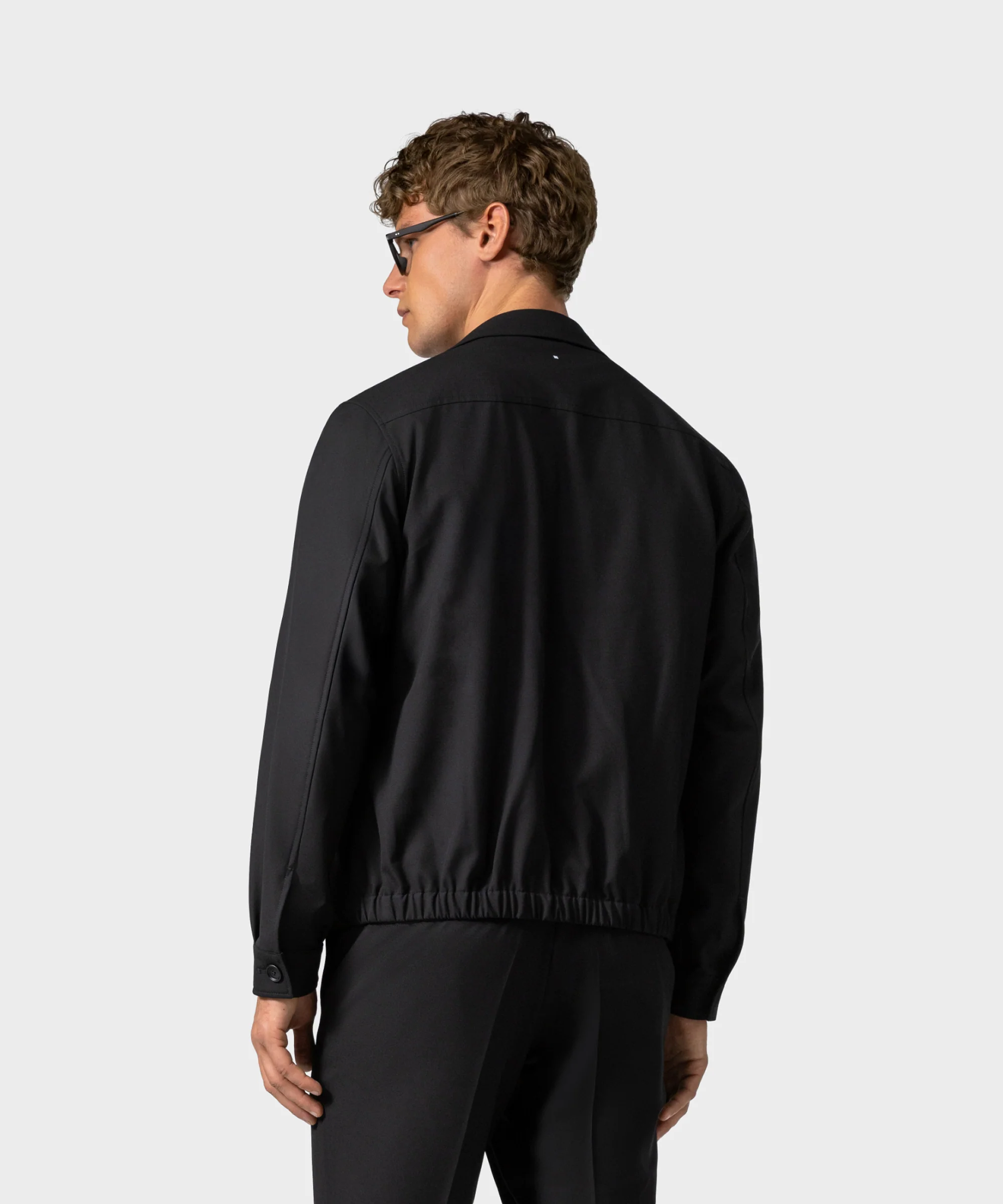 JC 01 Essence Black - Image 3