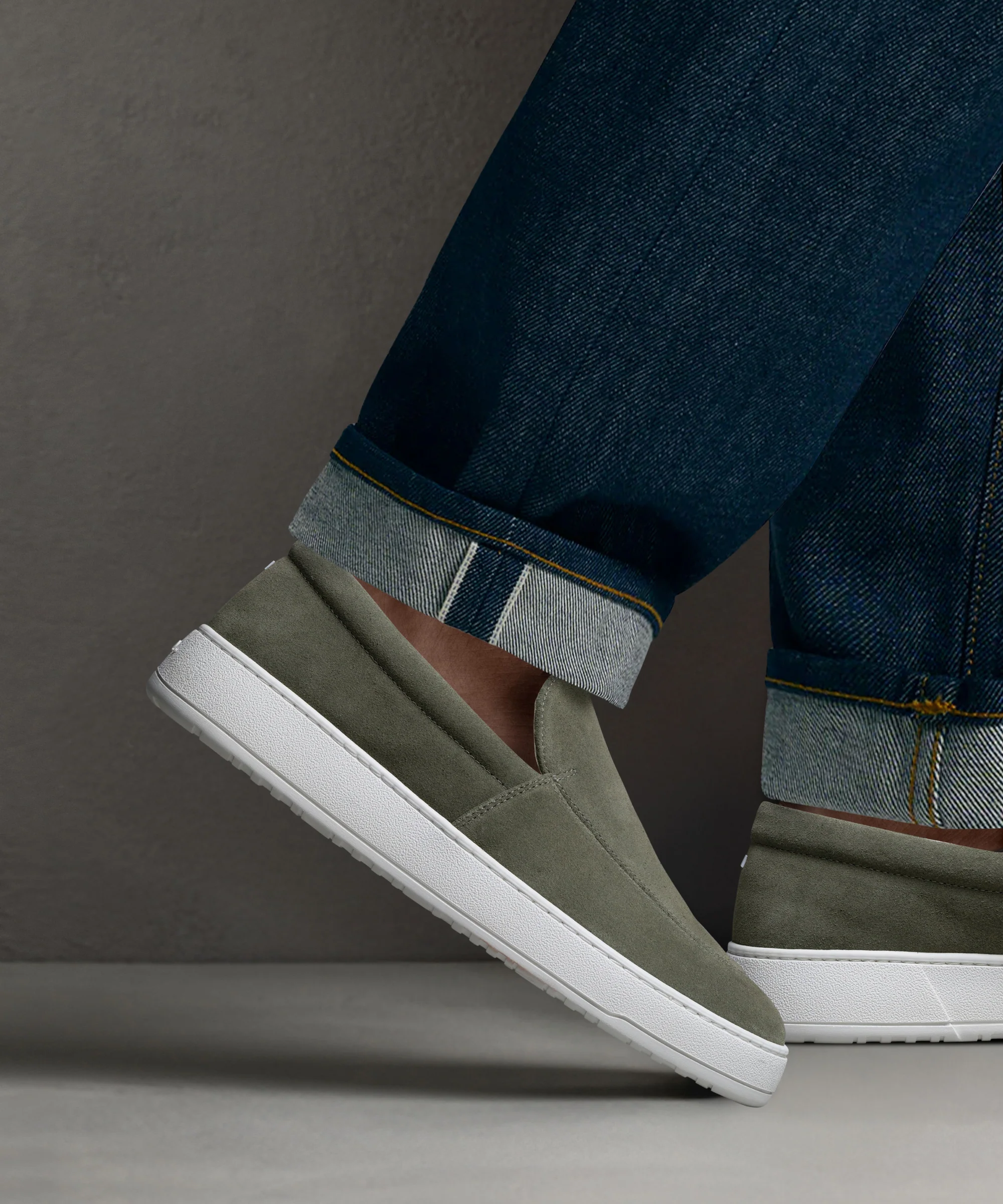 LS 01 Suede Vetiver Green - Image 4