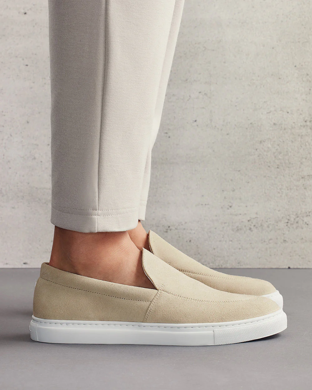 LS 02 Suede Sand - Image 3
