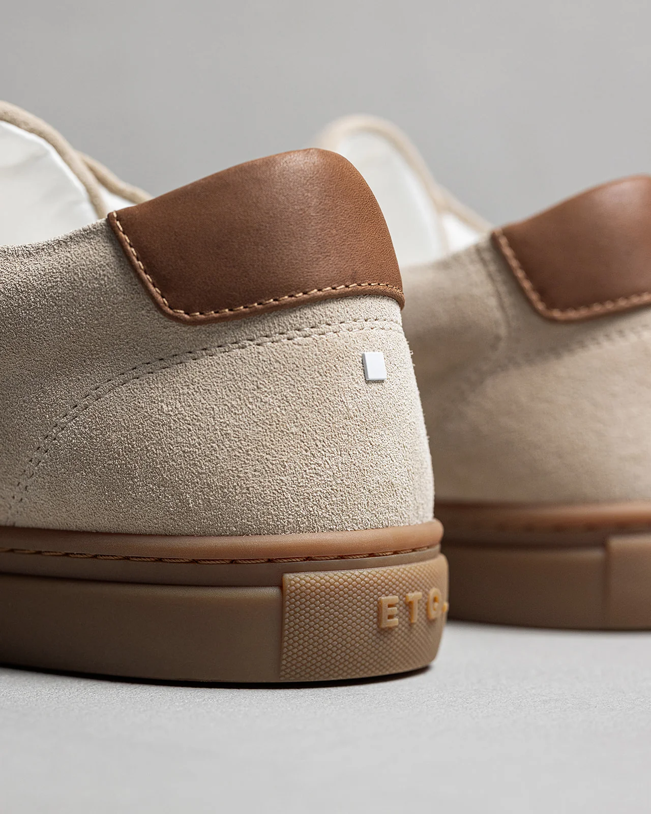 LT 01 Court Lite Gum Suede Sand - Image 12