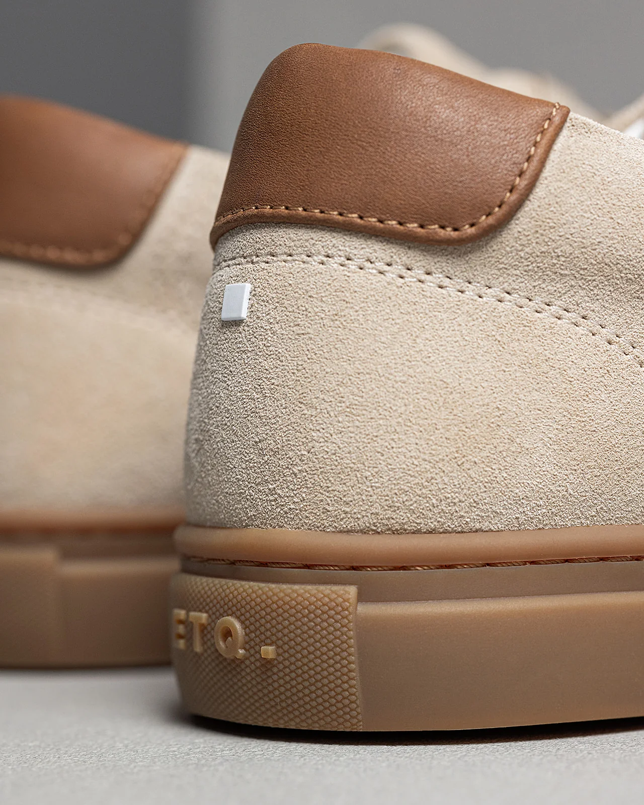 LT 01 Court Lite Gum Suede Sand - Image 4