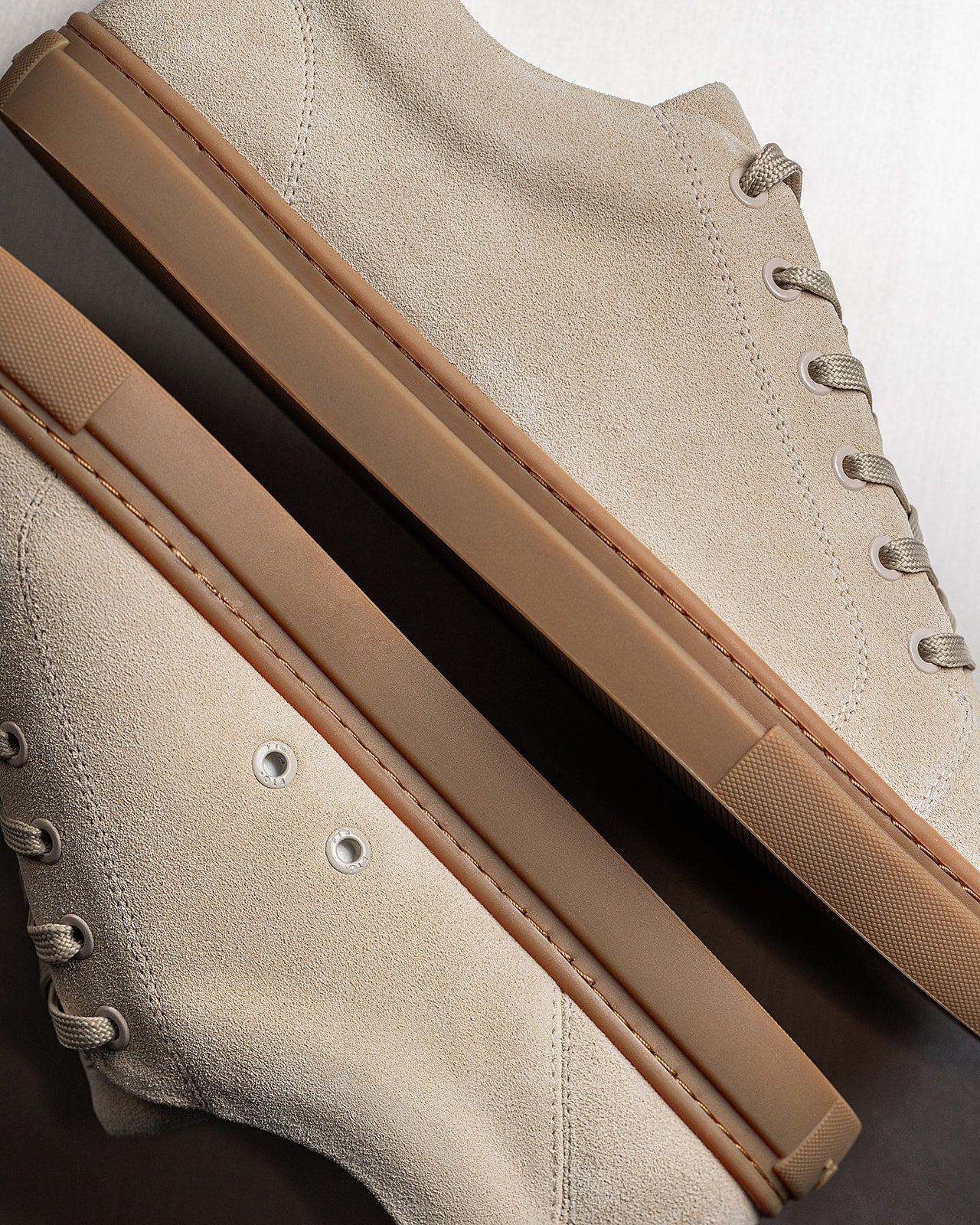 LT 01 Court Lite Gum Suede Sand - Image 8