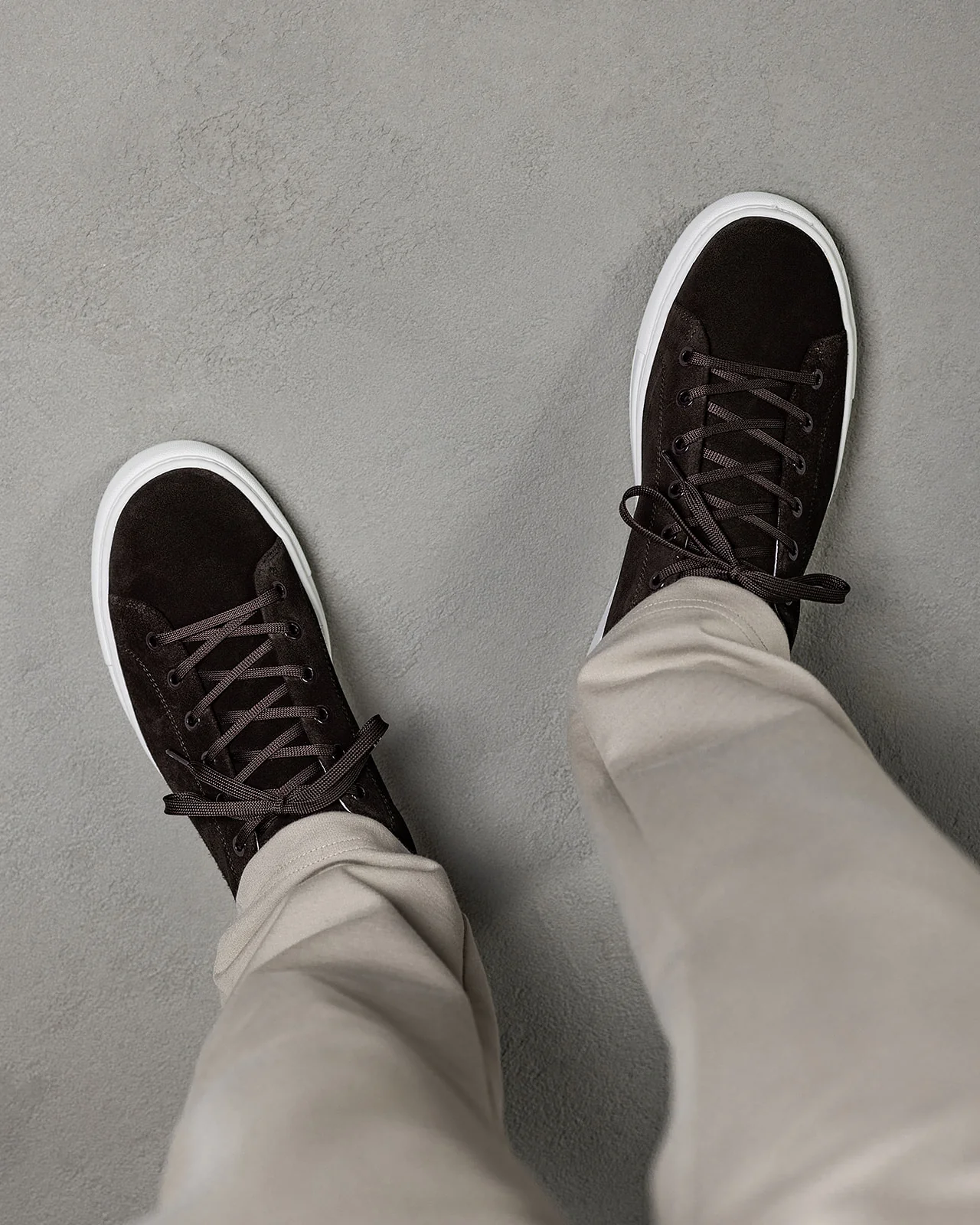 LT 01 Court Lite Suede Chocolate - Image 4