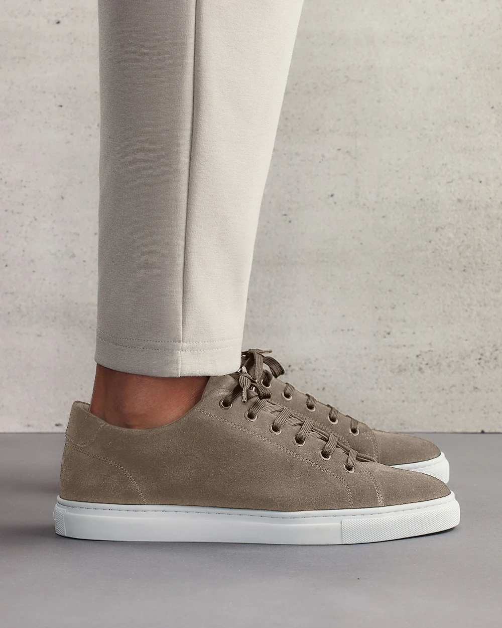 LT 01 Court Lite Suede Desert Taupe - Image 3
