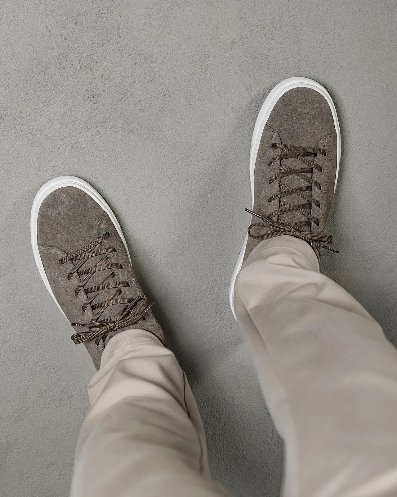 LT 01 Court Lite Suede Desert Taupe - Image 4
