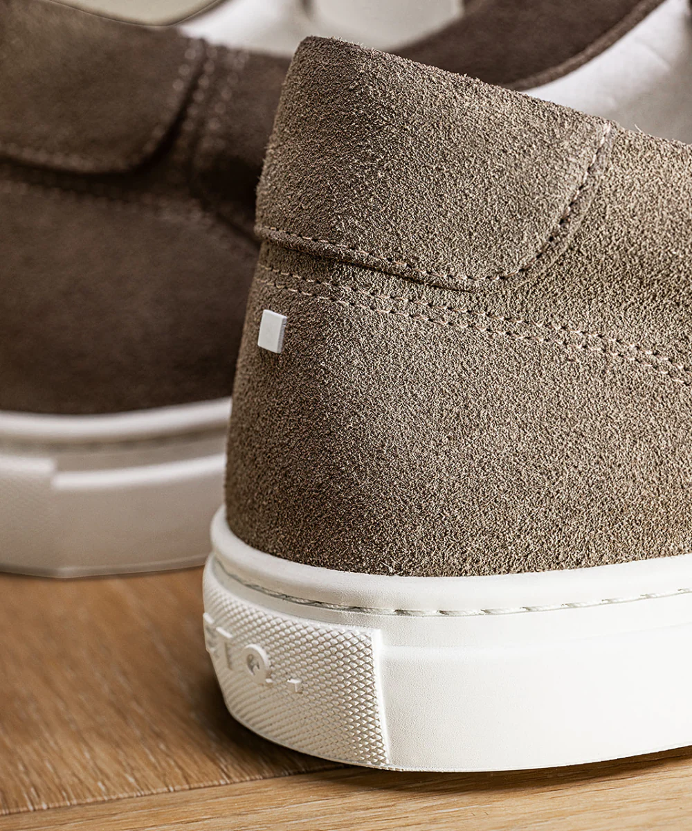 LT 01 Court Lite Suede Desert Taupe - Image 9