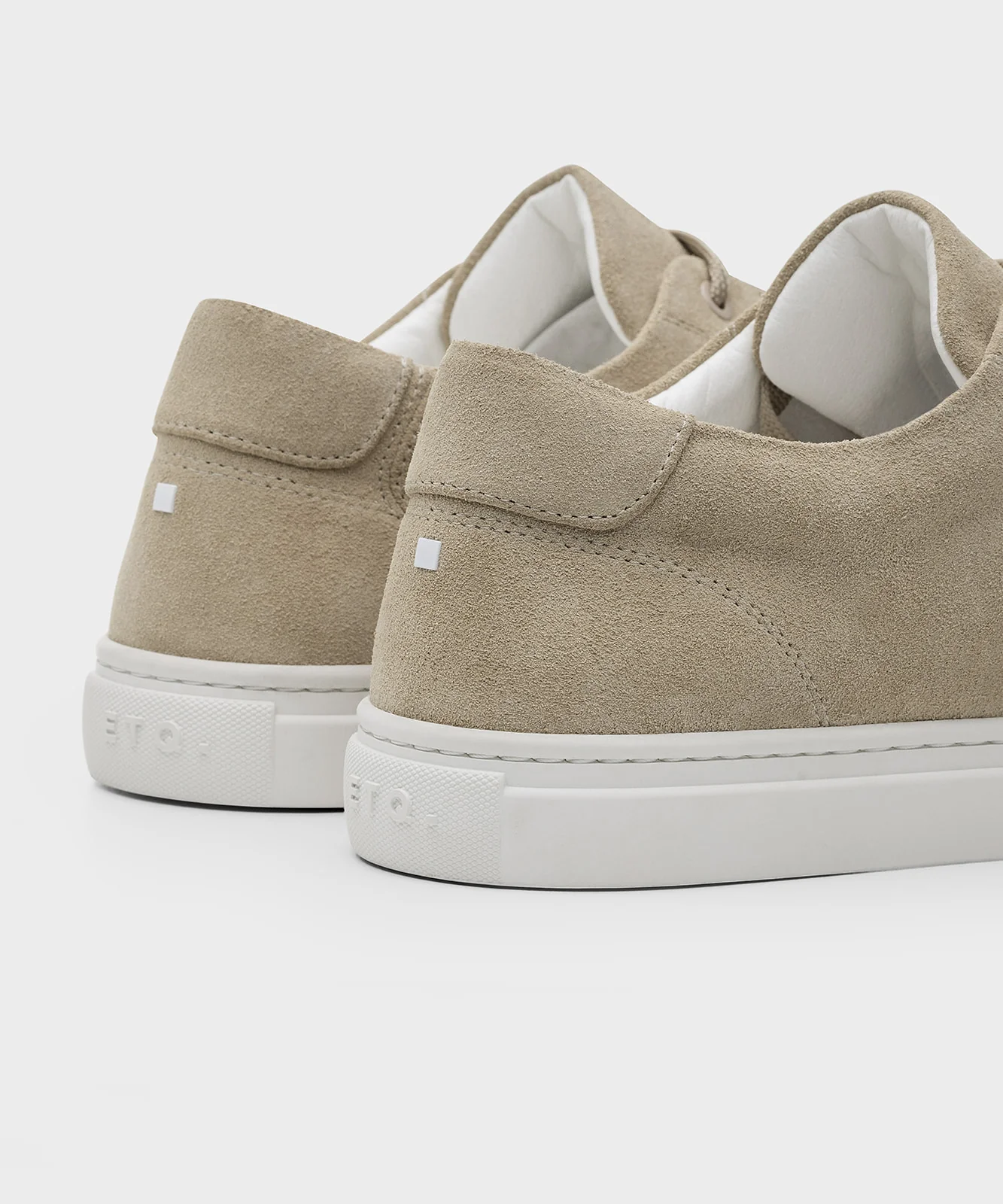 LT 01 Court Lite Suede Sand - Image 13