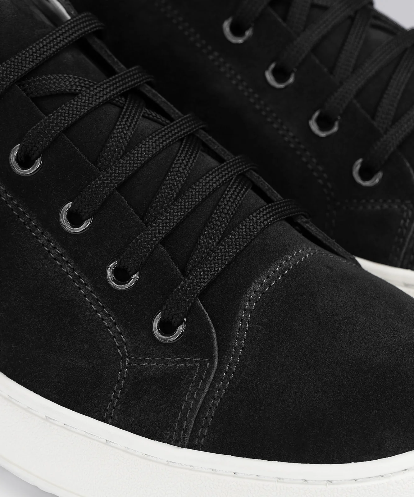 LT 01 Premium Suede Jet Black - Image 8
