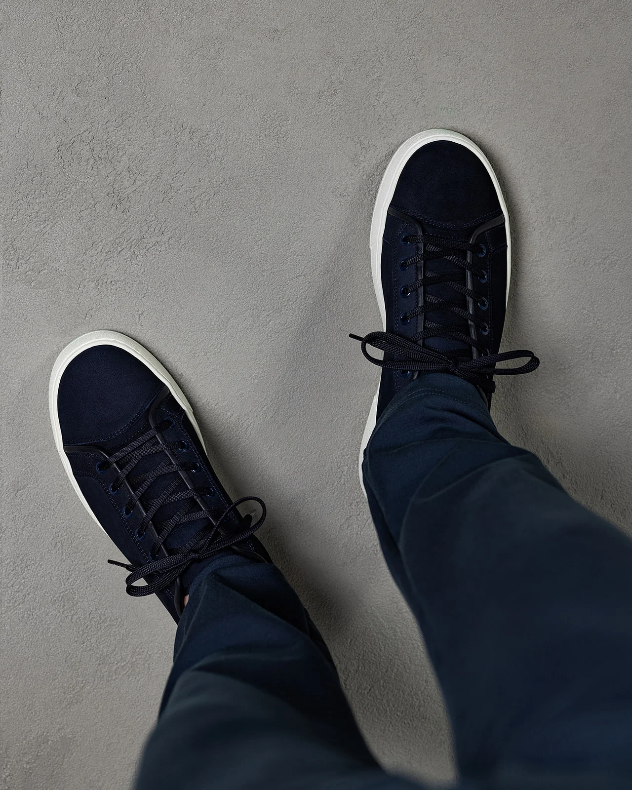 LT 01 Shades Nubuck Blueberry - Image 3