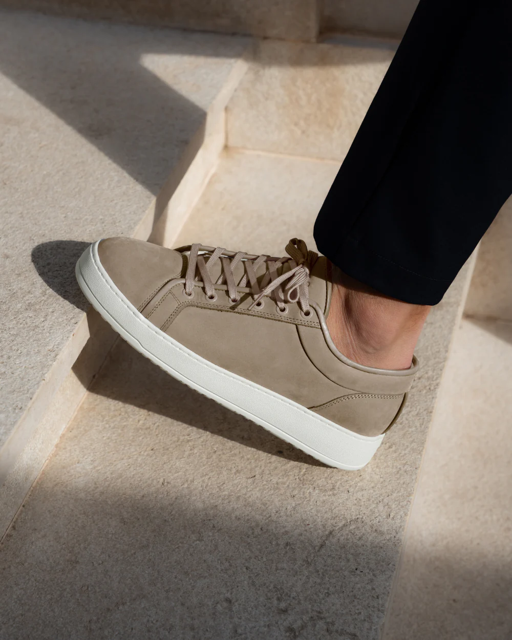 LT 01 Shades Nubuck Desert Taupe - Image 4