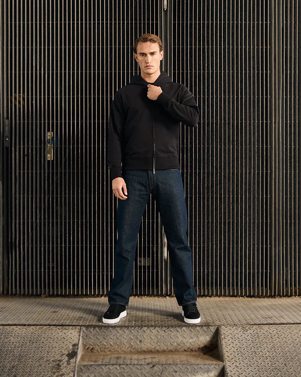 LT 01 Shades Nubuck Jet Black - Image 10