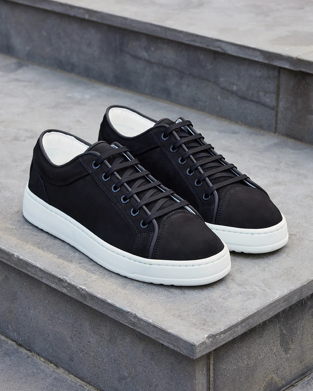 LT 01 Shades Nubuck Jet Black - Image 15