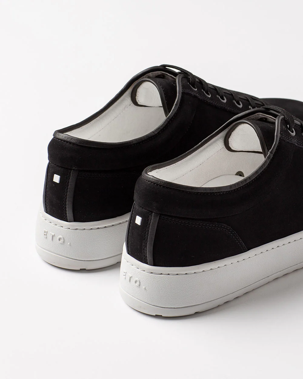 LT 01 Shades Nubuck Jet Black - Image 17