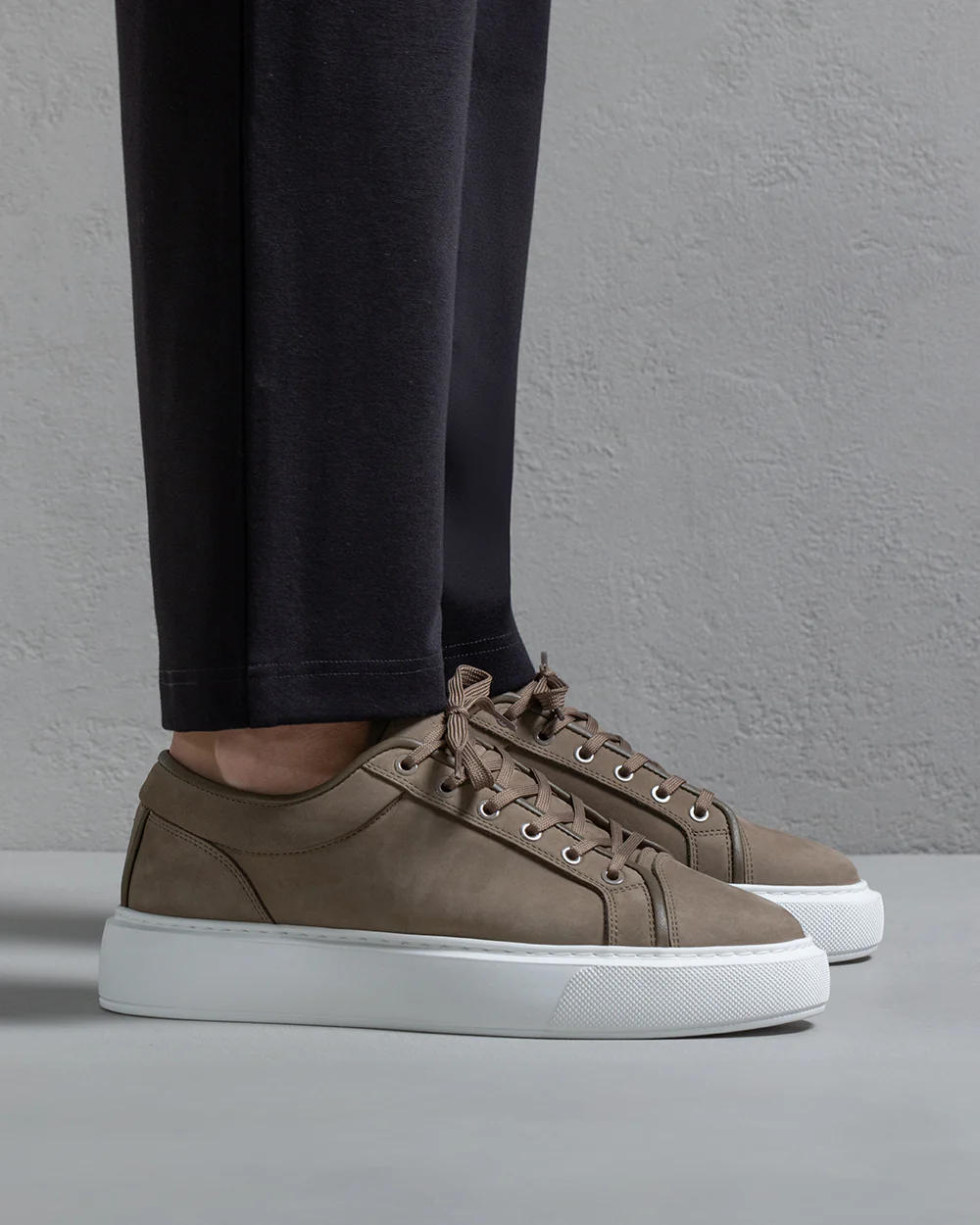 LT 01 Platform Desert Taupe - Image 3