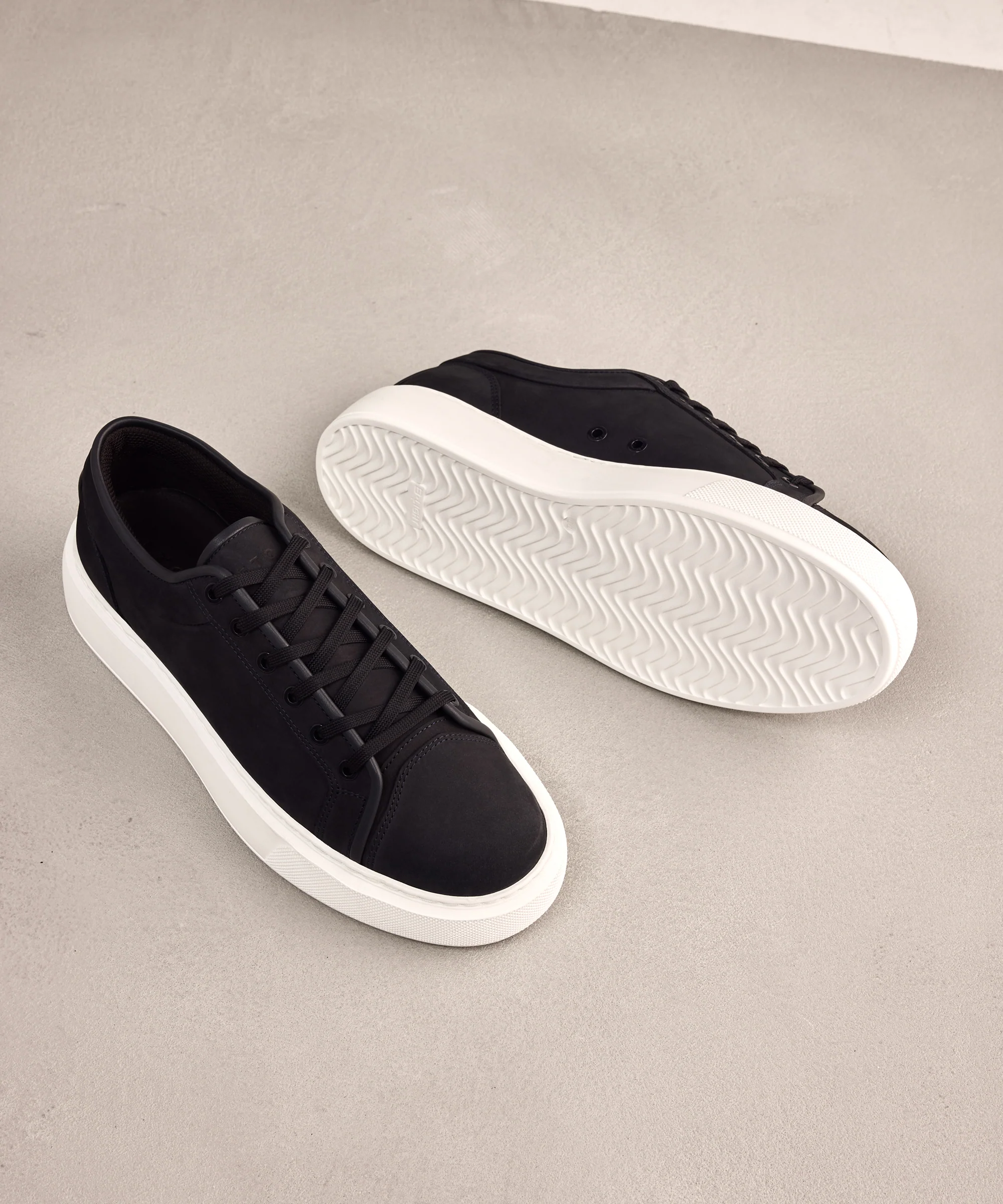 LT 01 Platform Jet Black - Image 5