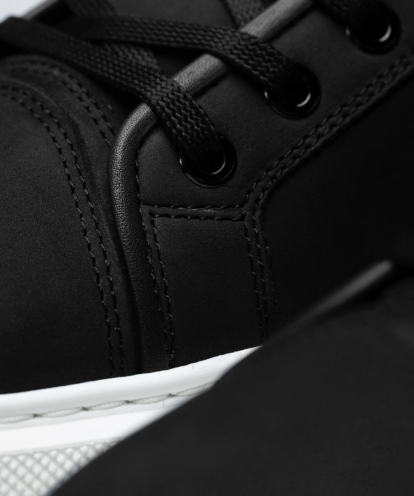 LT 01 Platform Jet Black - Image 6