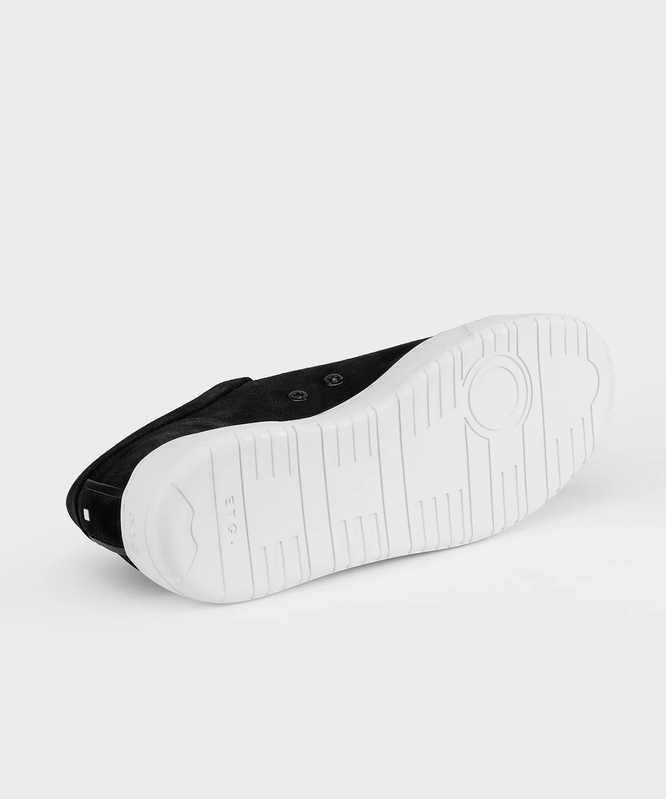 LT 01 Shades Suede Jet Black - Image 17
