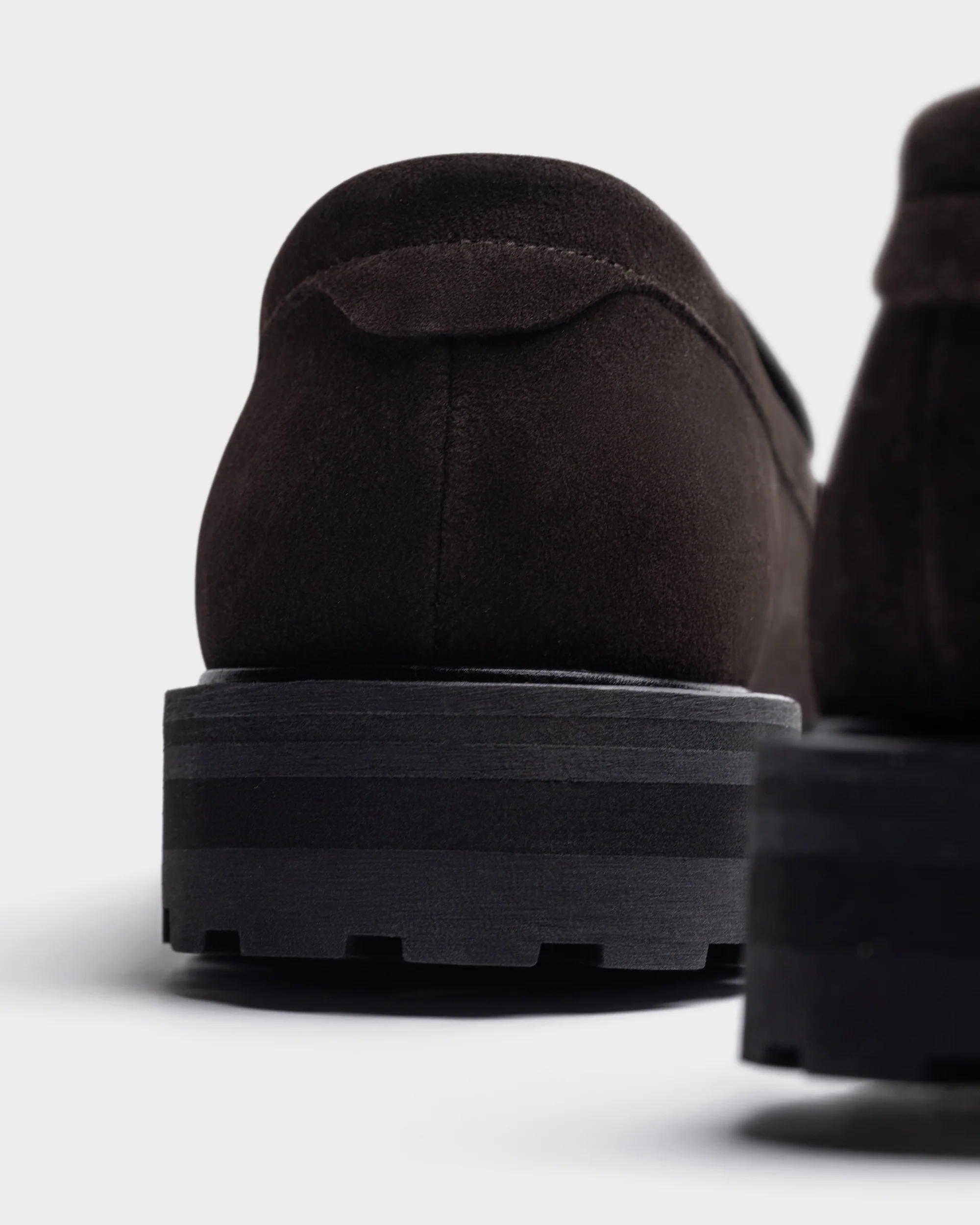 MC 01 Suede Chocolate - Image 10