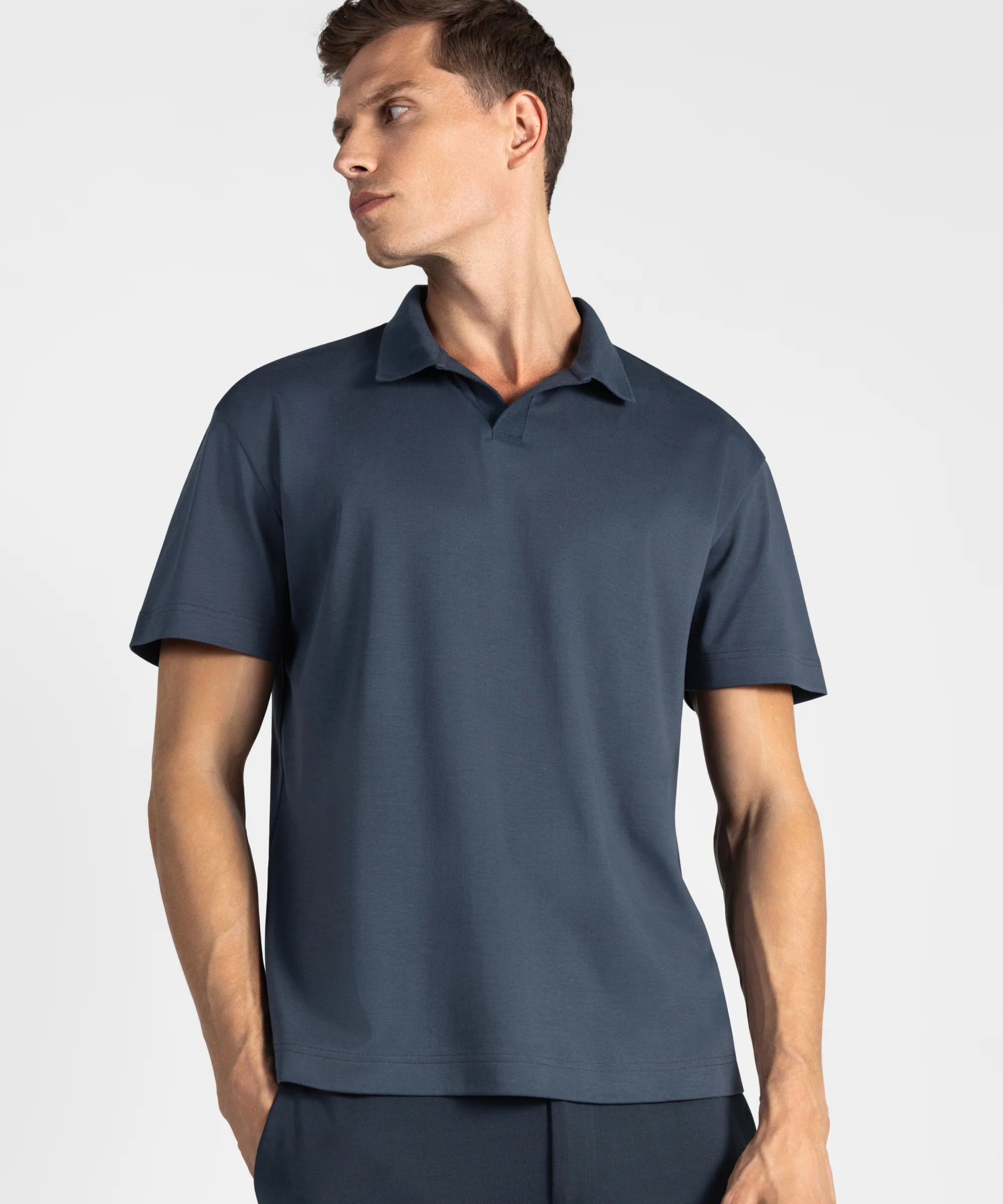 PO 02 Essence Buttonless Blueberry - Image 6