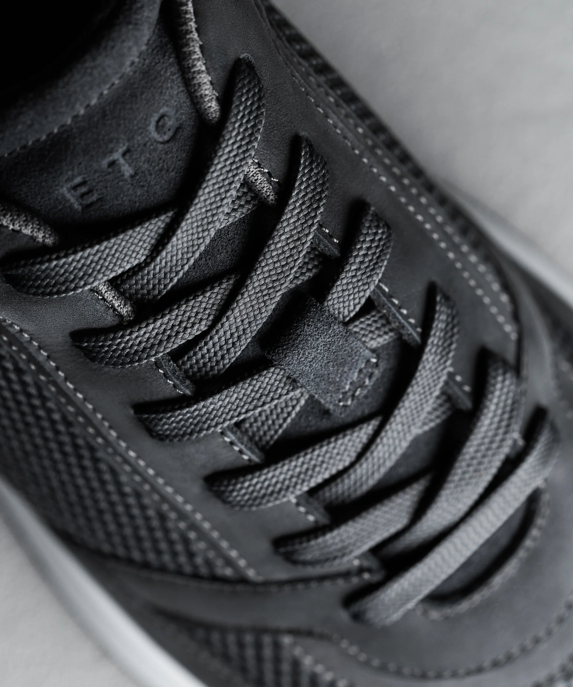 RS 01 Lightweight Anthracite - Image 5