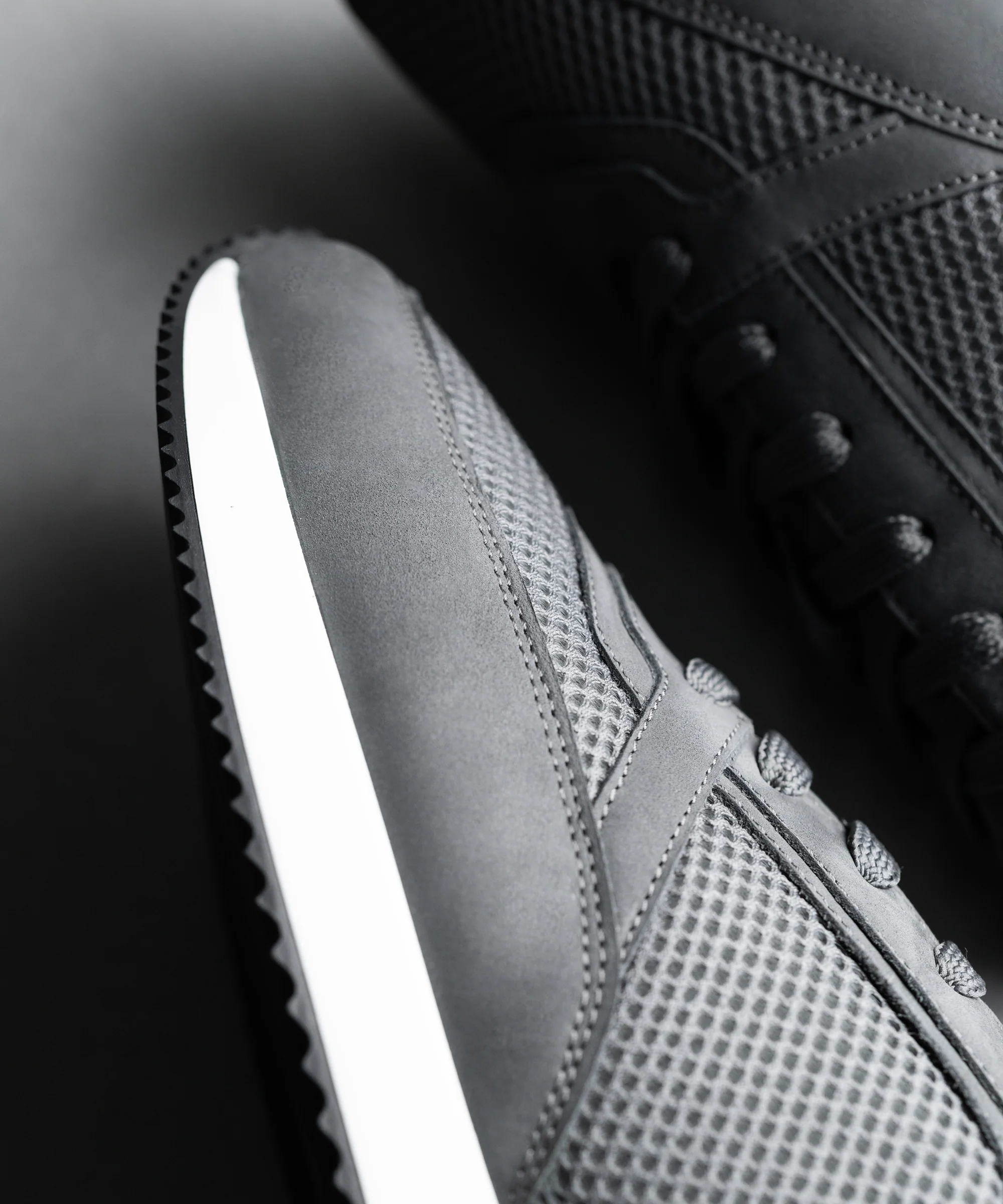 RS 01 Lightweight Anthracite - Image 8