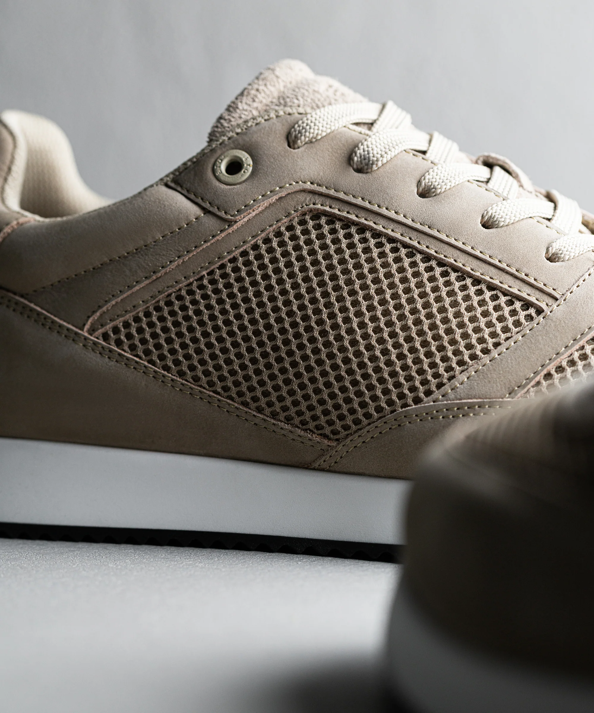 RS 01 Lightweight Desert Taupe - Image 4