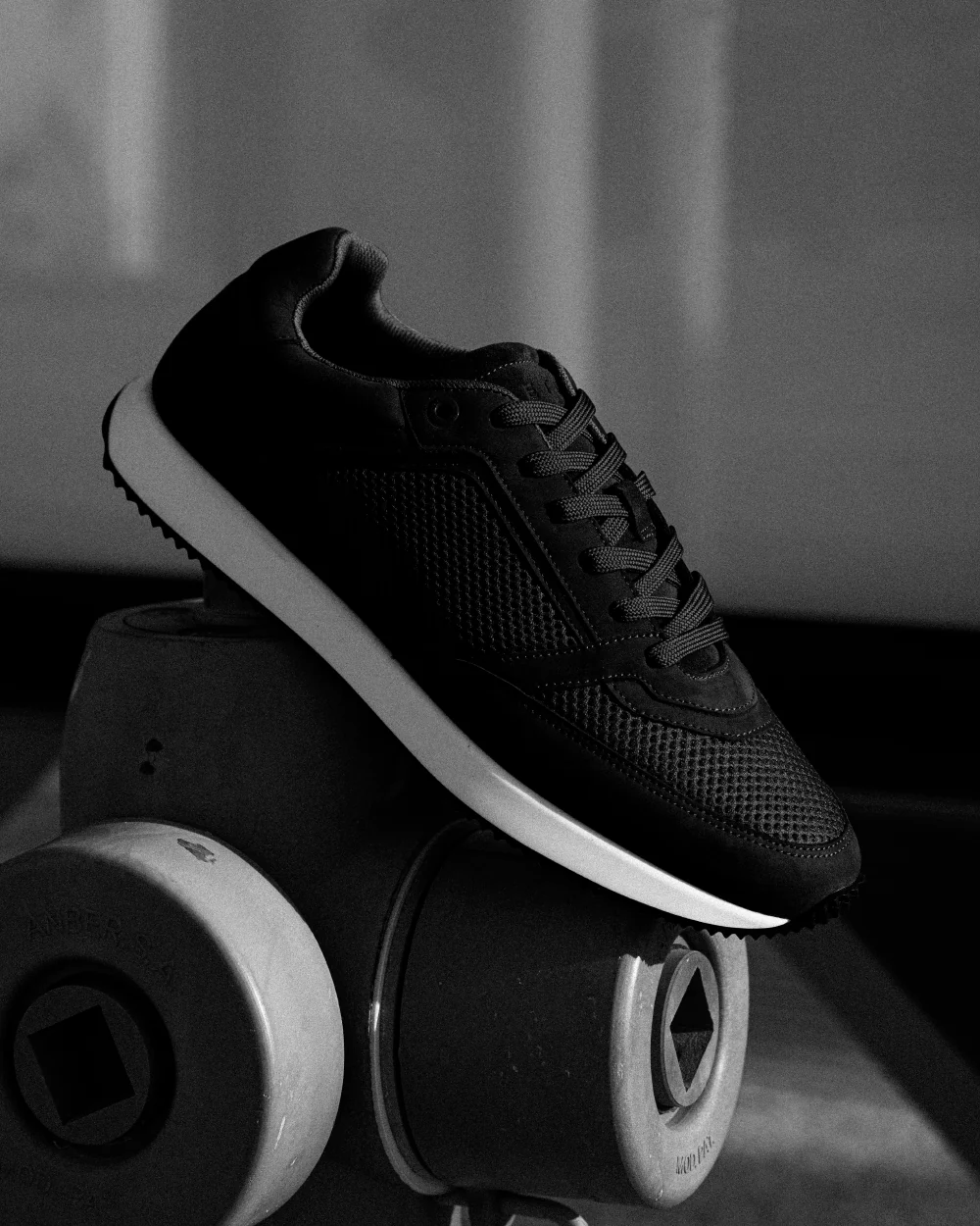 RS 01 Lightweight Jet Black - Image 4