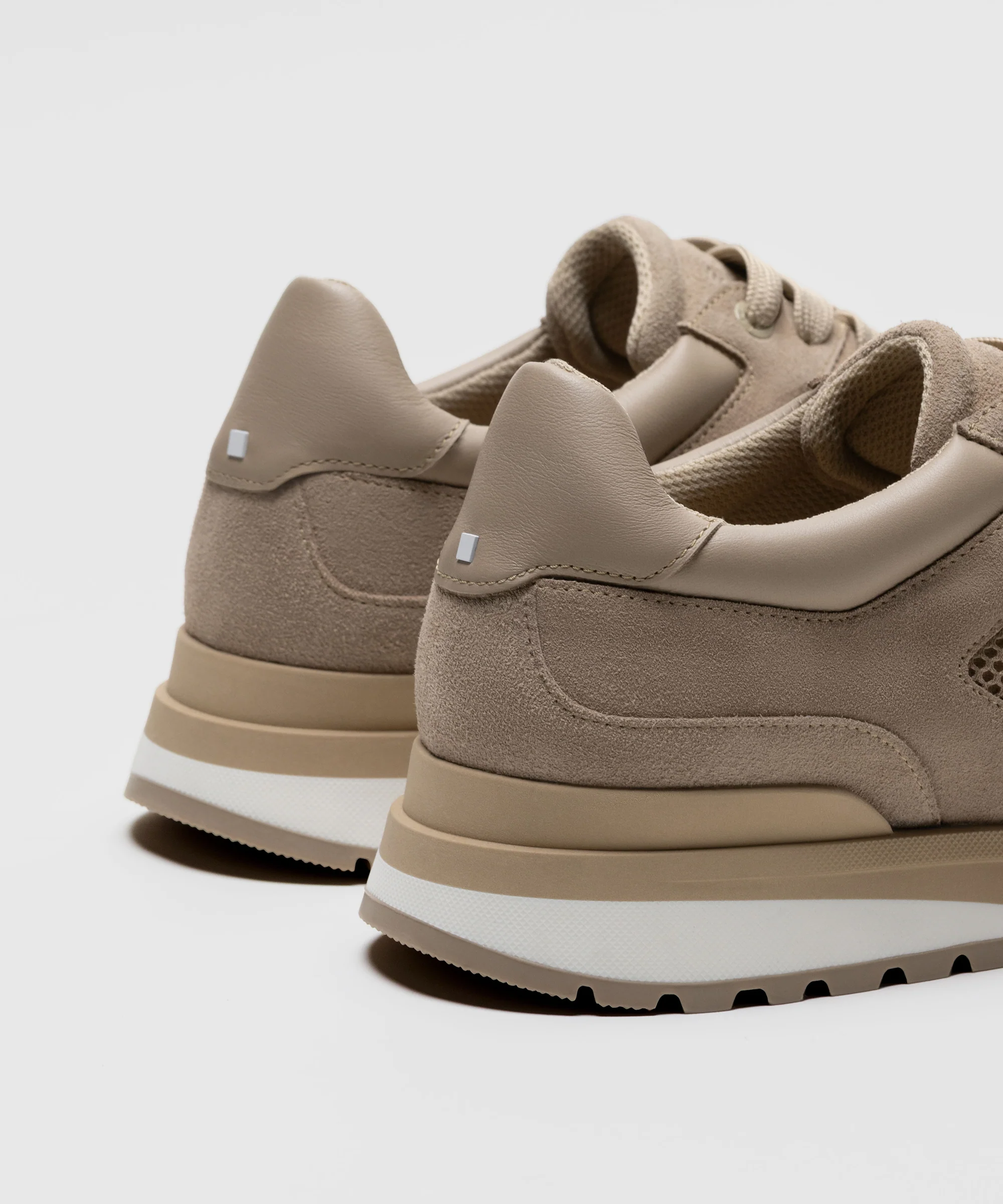 RS 03 Desert Taupe - Image 14