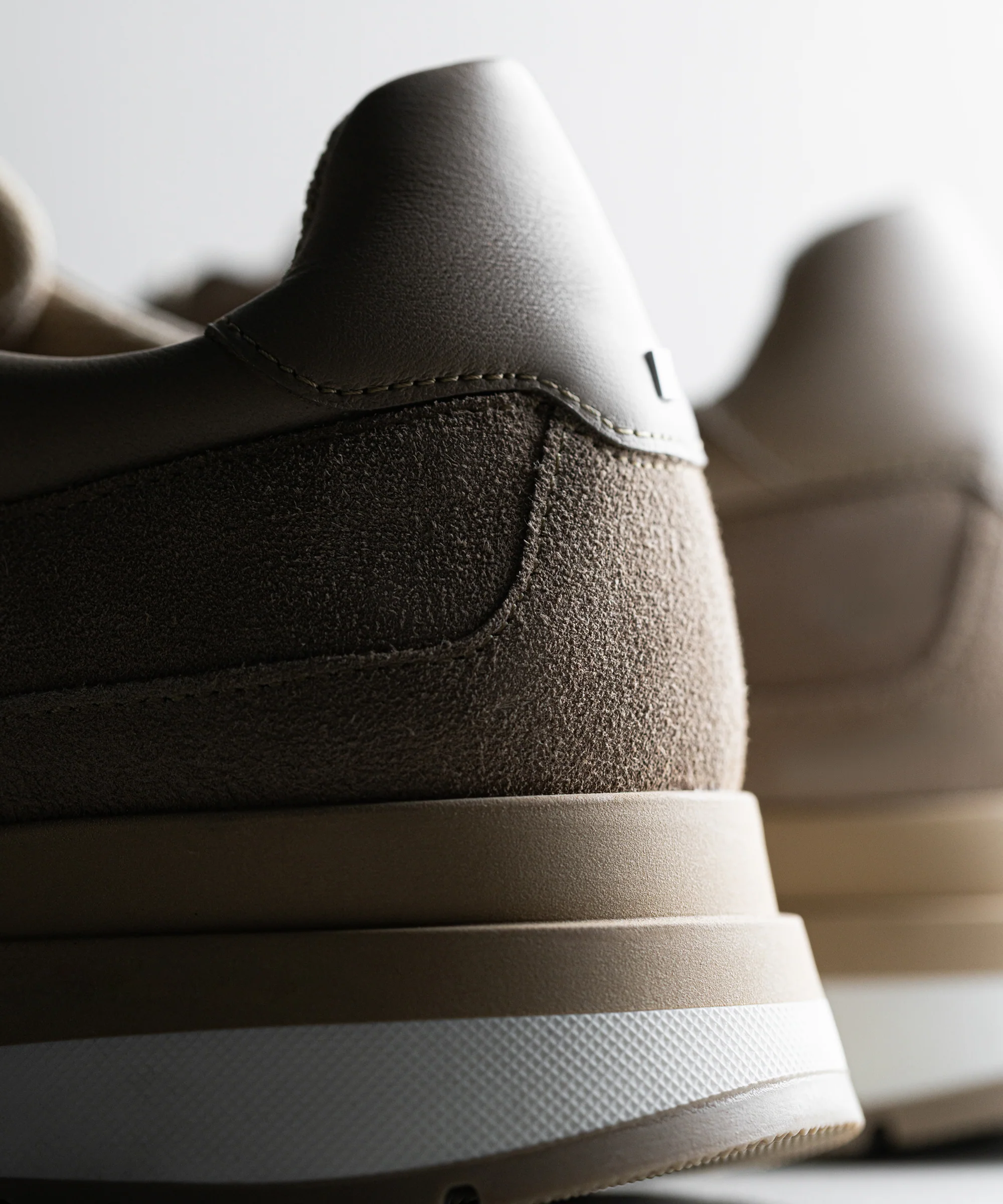 RS 03 Desert Taupe - Image 5