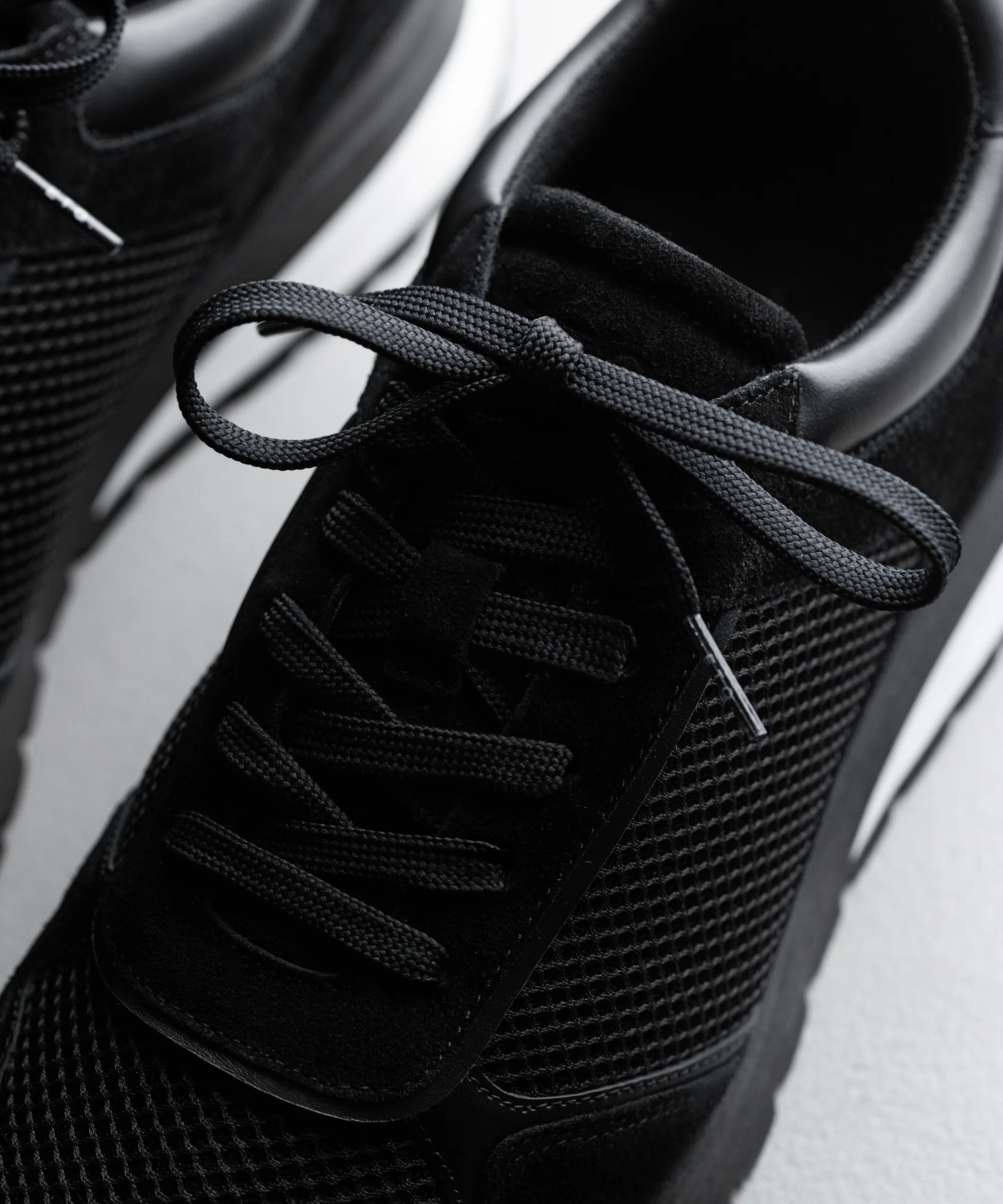RS 03 Jet Black - Image 12