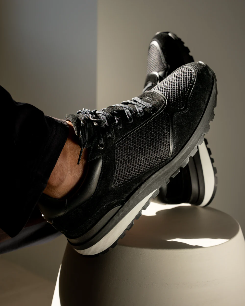 RS 03 Jet Black - Image 3