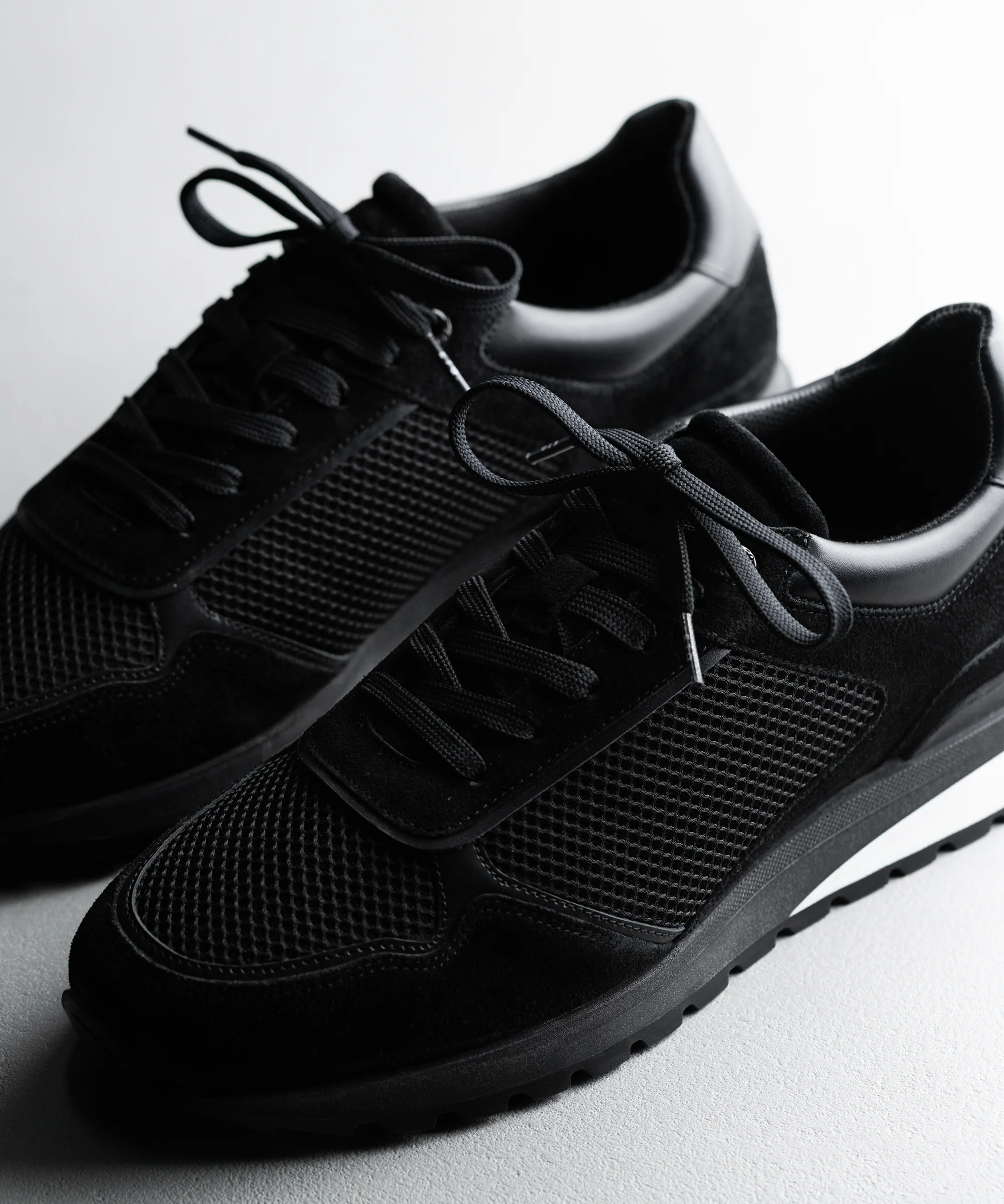 RS 03 Jet Black - Image 4