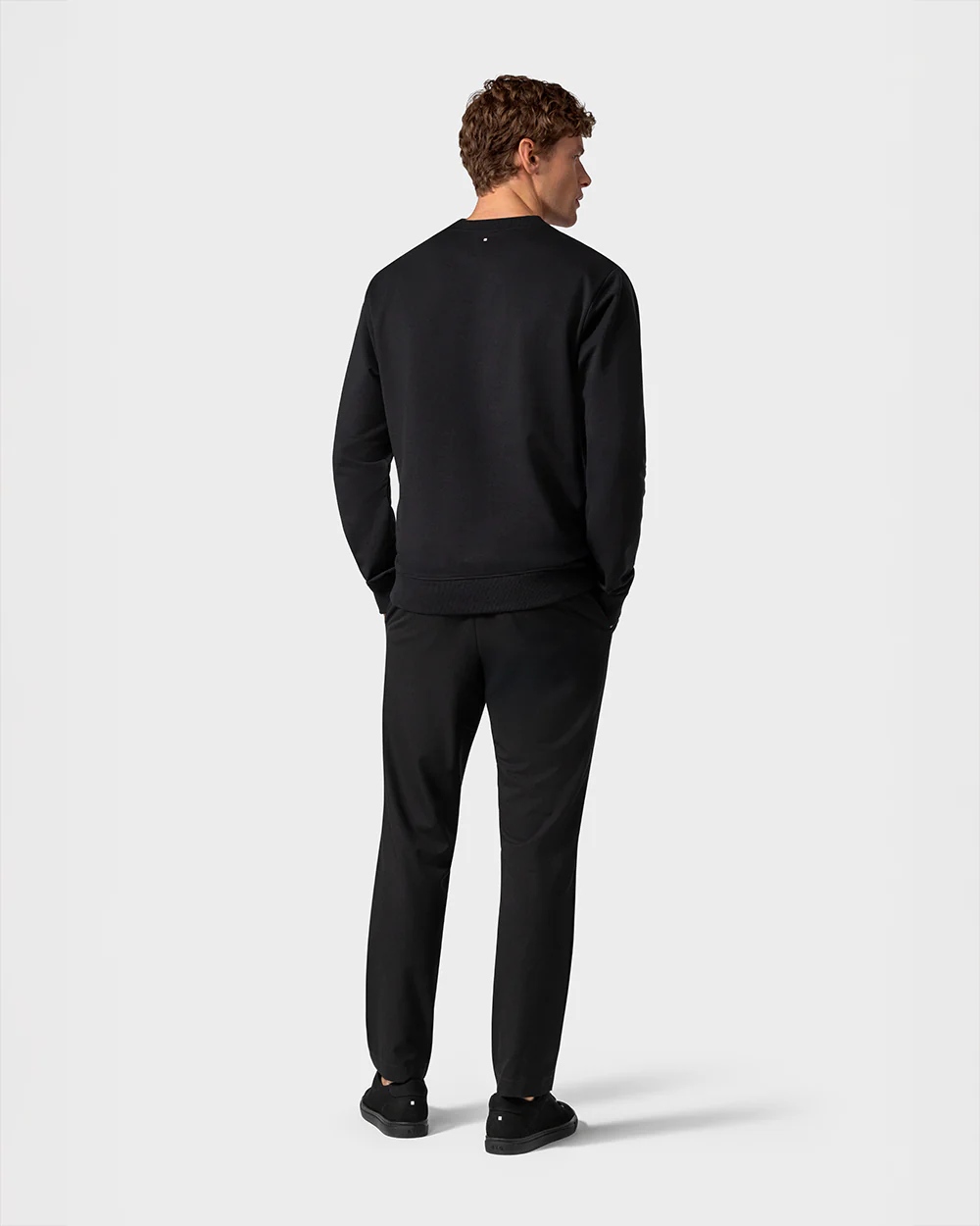 LT 01 Court Lite Nubuck All Black - Image 8