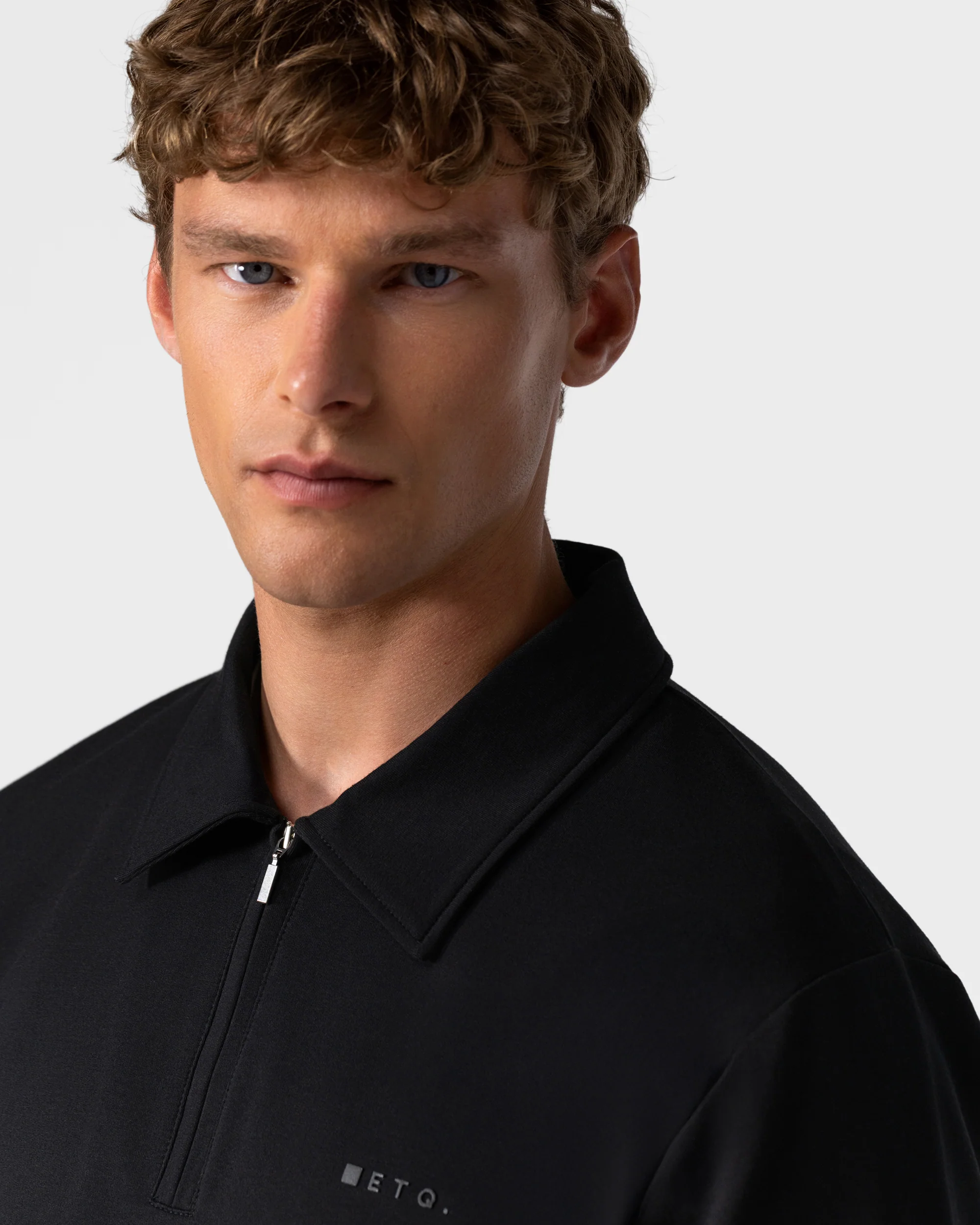 SW 02 Marked Half Zip Black 2.0 - Image 4