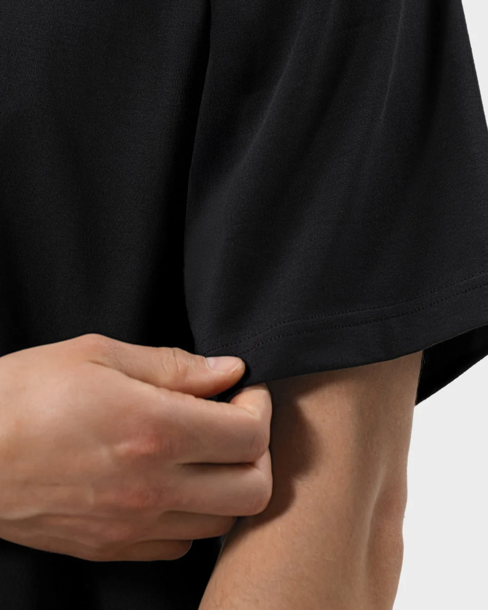 TS 01 Essence Oversized Lightweight Black 2.0 - Image 6