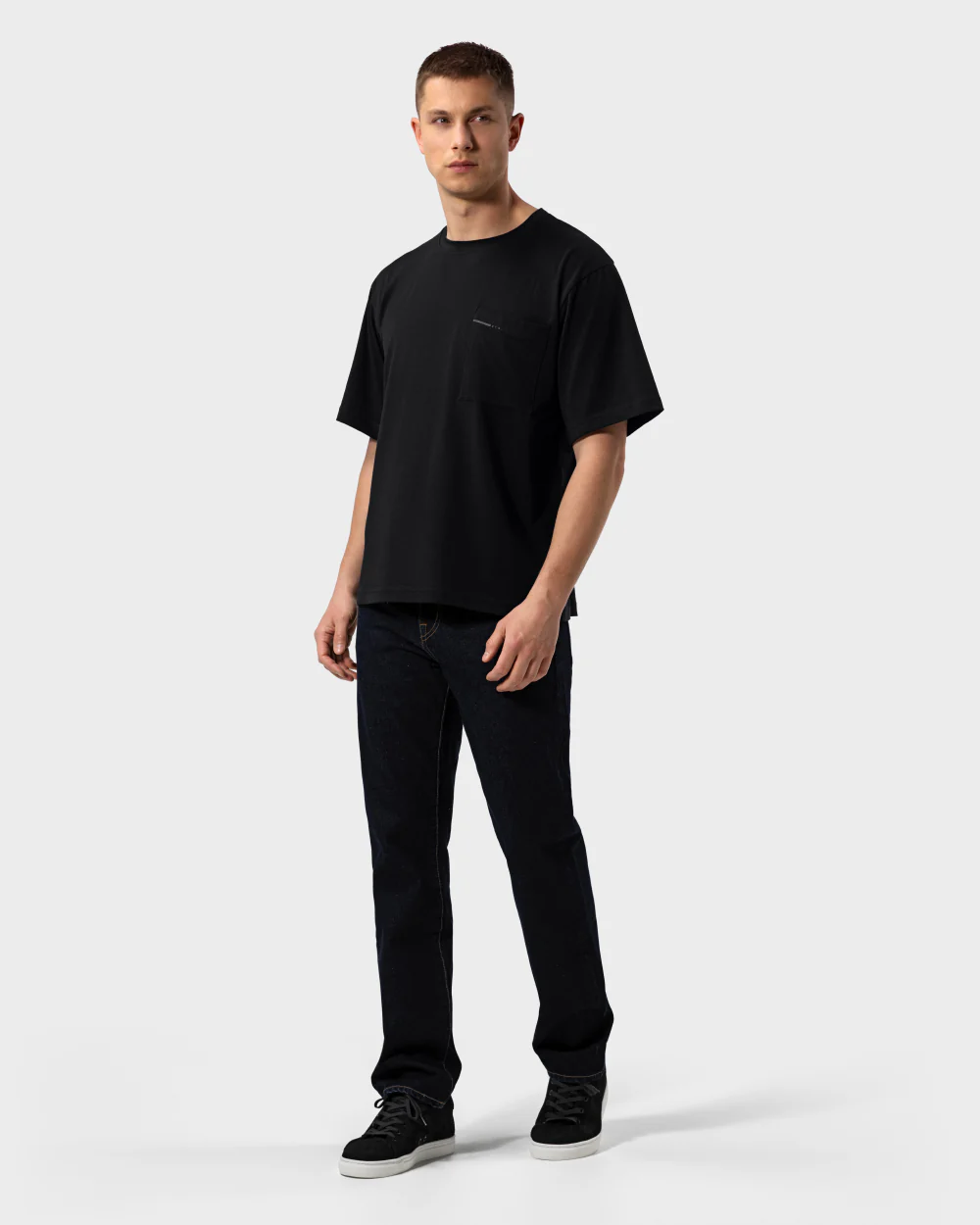 TS 01 Essence Oversized Pocket Lightweight Black - Image 10