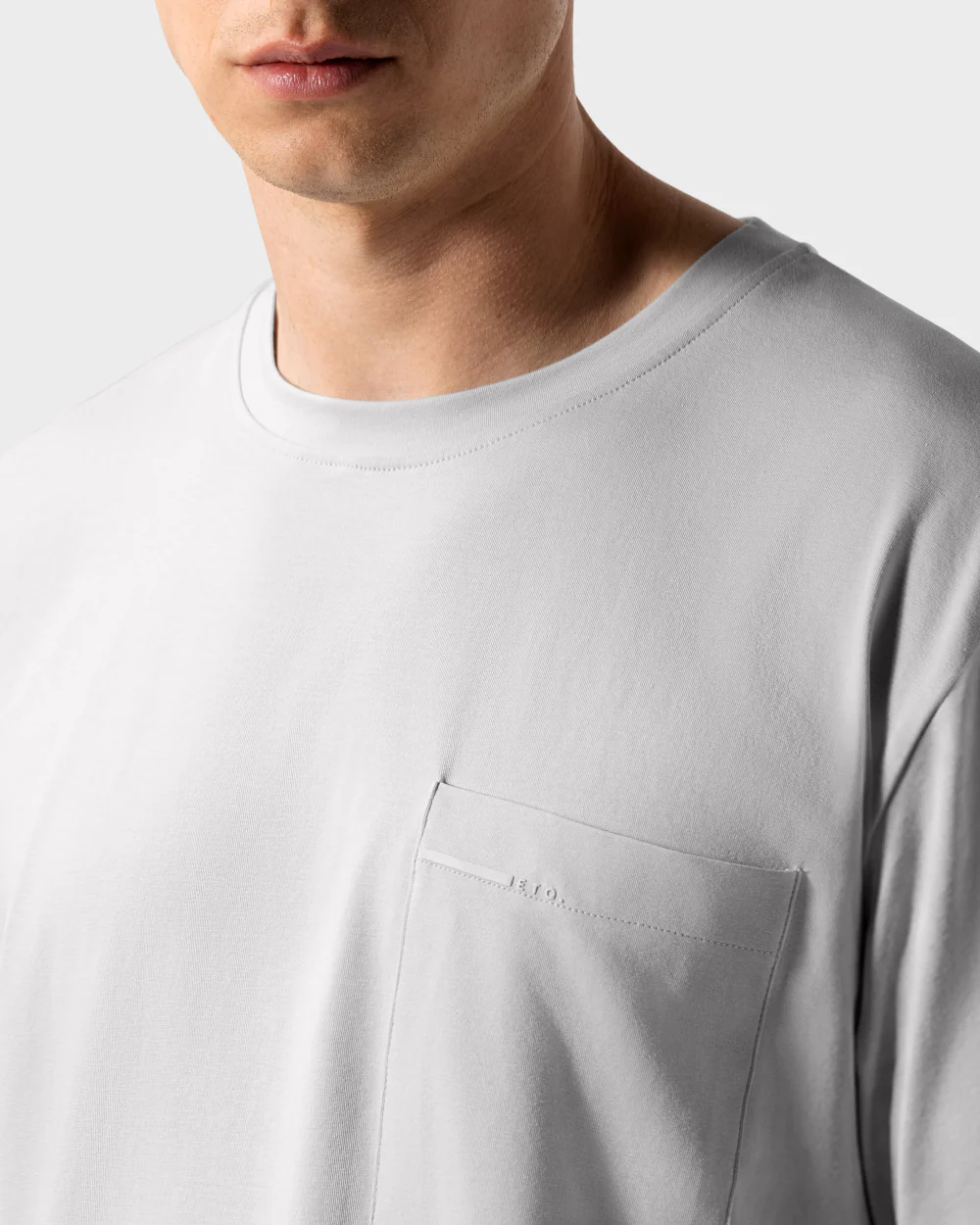 TS 01 Essence Oversized Pocket Lightweight Cement Grey - Image 4