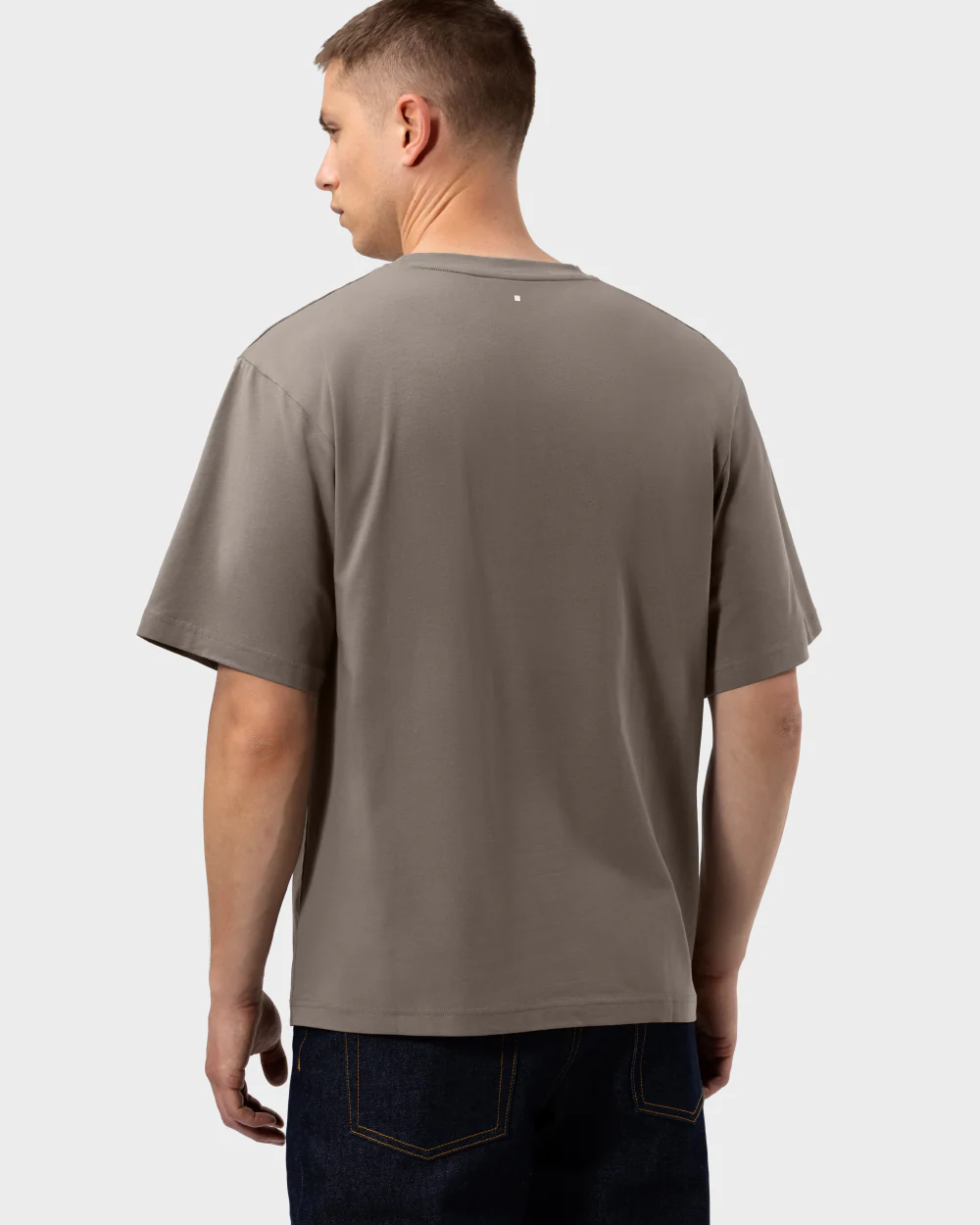 TS 01 Essence Oversized Lightweight Desert Taupe 2.0 - Image 3
