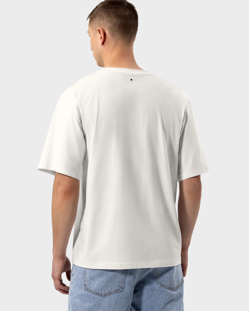 TS 01 Essence Oversized Lightweight Off White 2.0 - Image 3