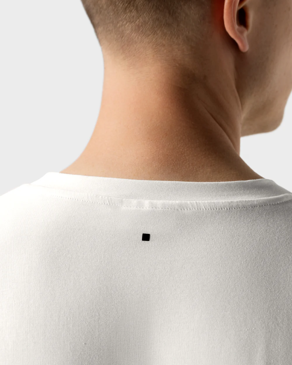 TS 01 Essence Regular Pocket Lightweight Off White - Image 5