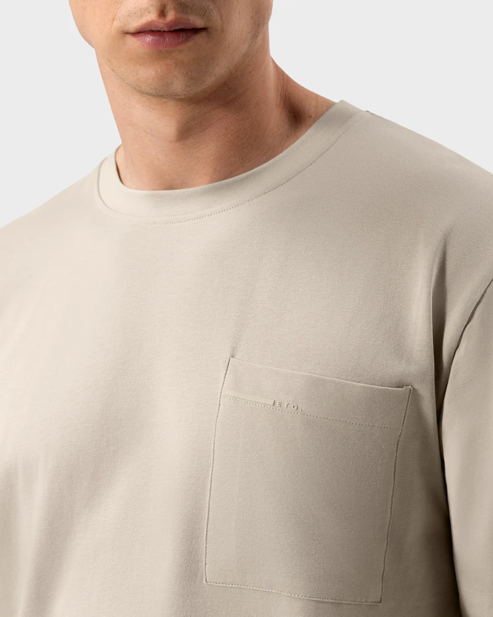 TS 01 Essence Oversized Pocket Lightweight Sand - Image 4