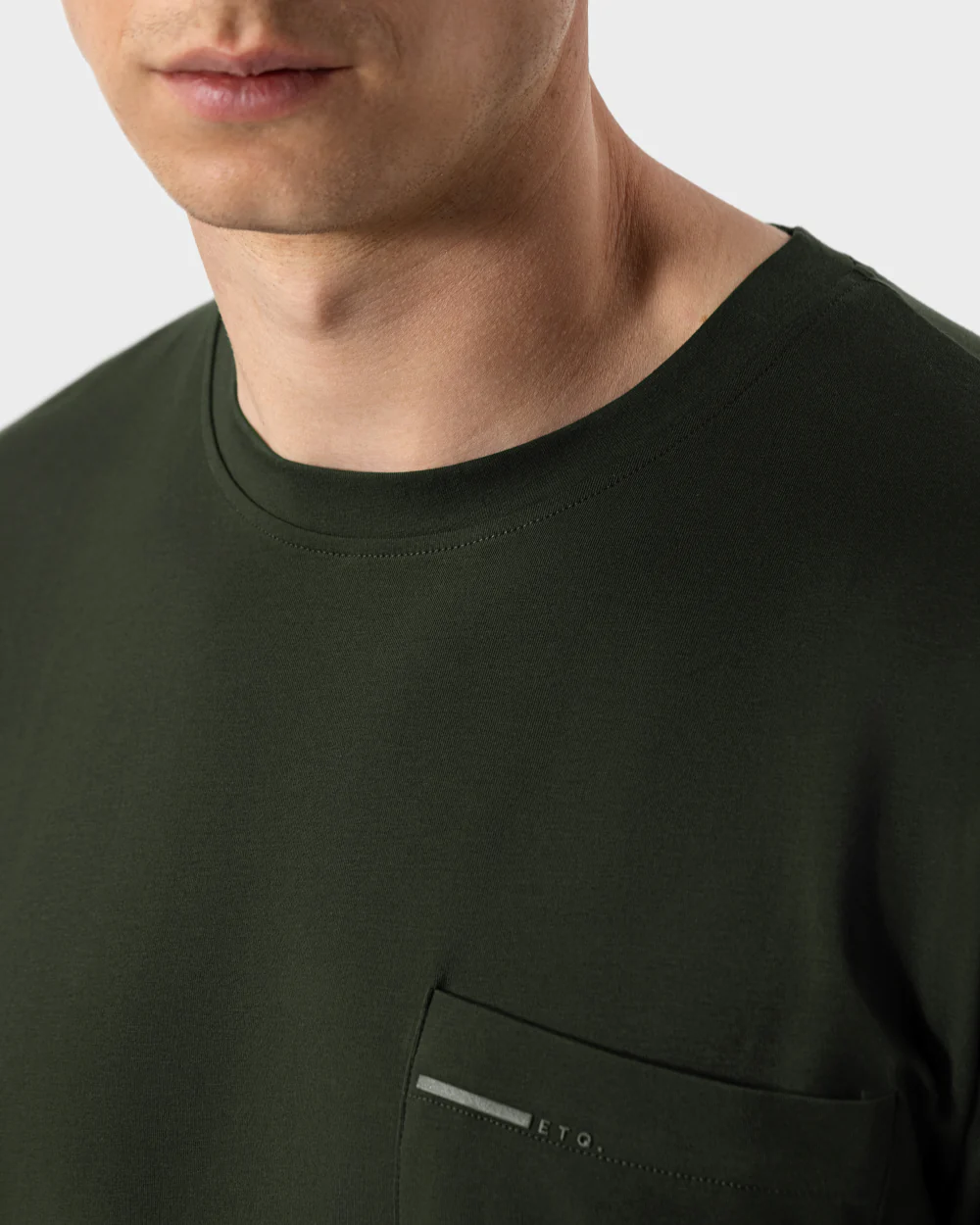 TS 01 Essence Regular Pocket Lightweight Forest Green - Image 4