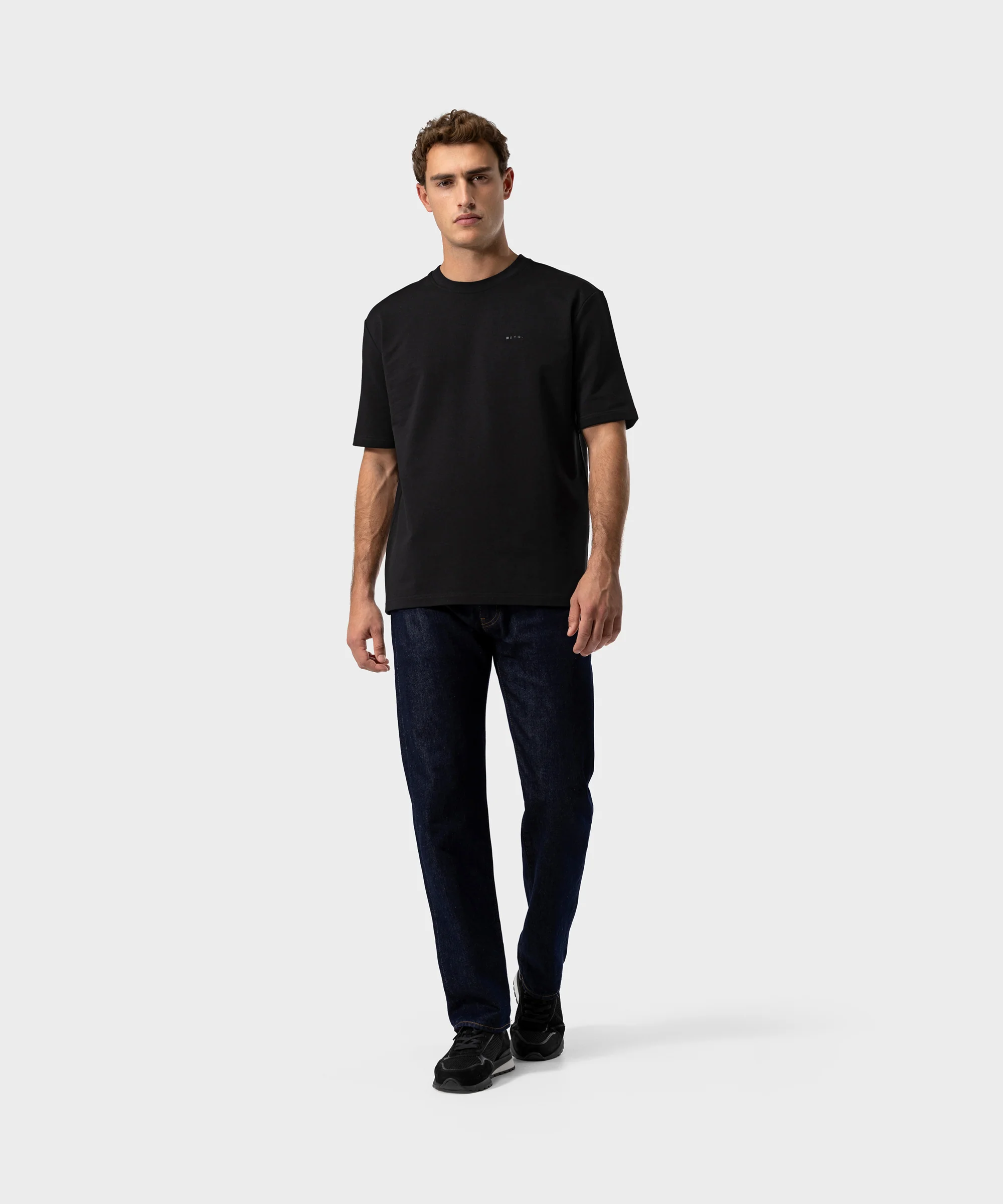 RS 03 Jet Black - Image 6