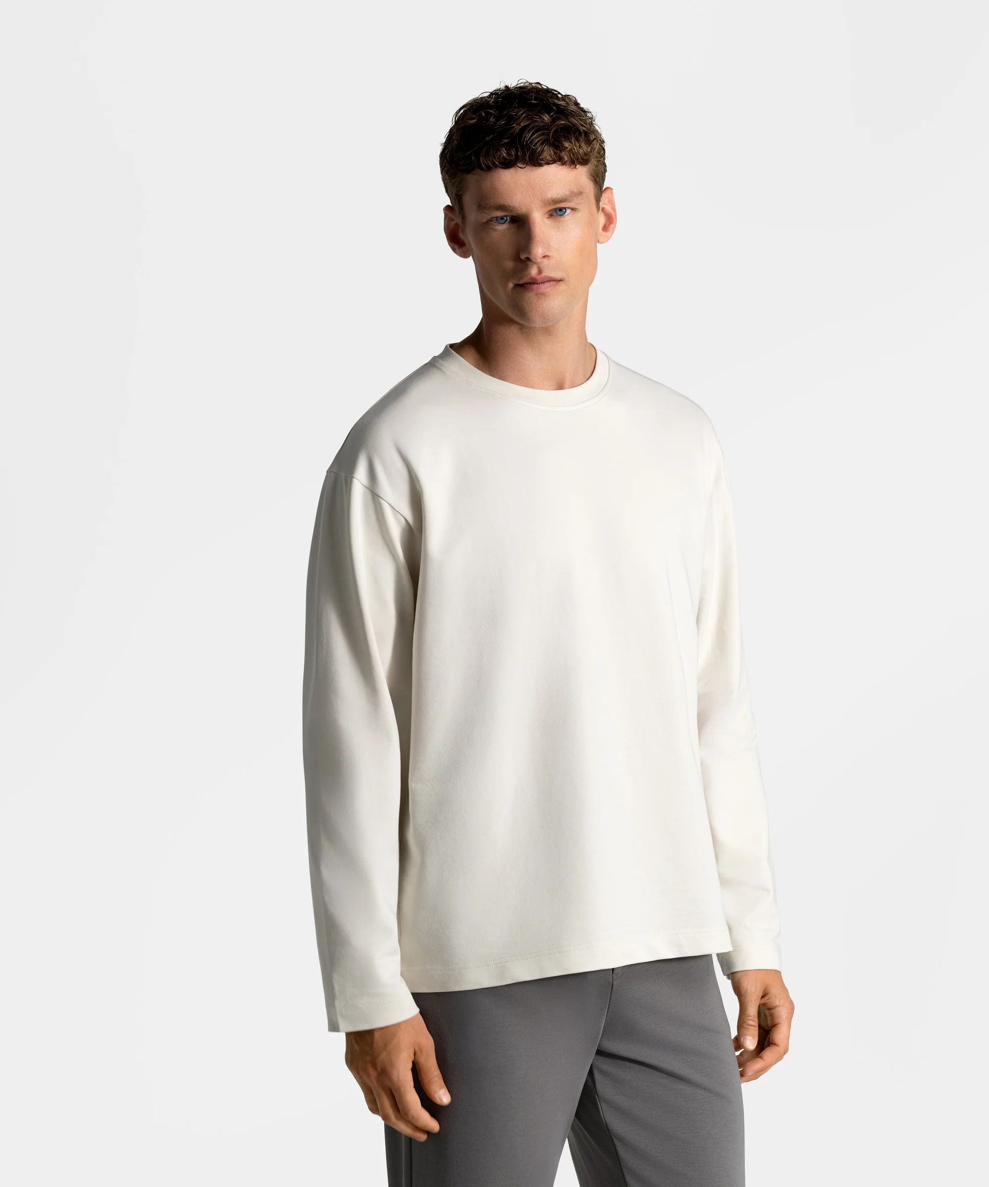 TS 03 Essence Long Sleeve Off-White - Image 6