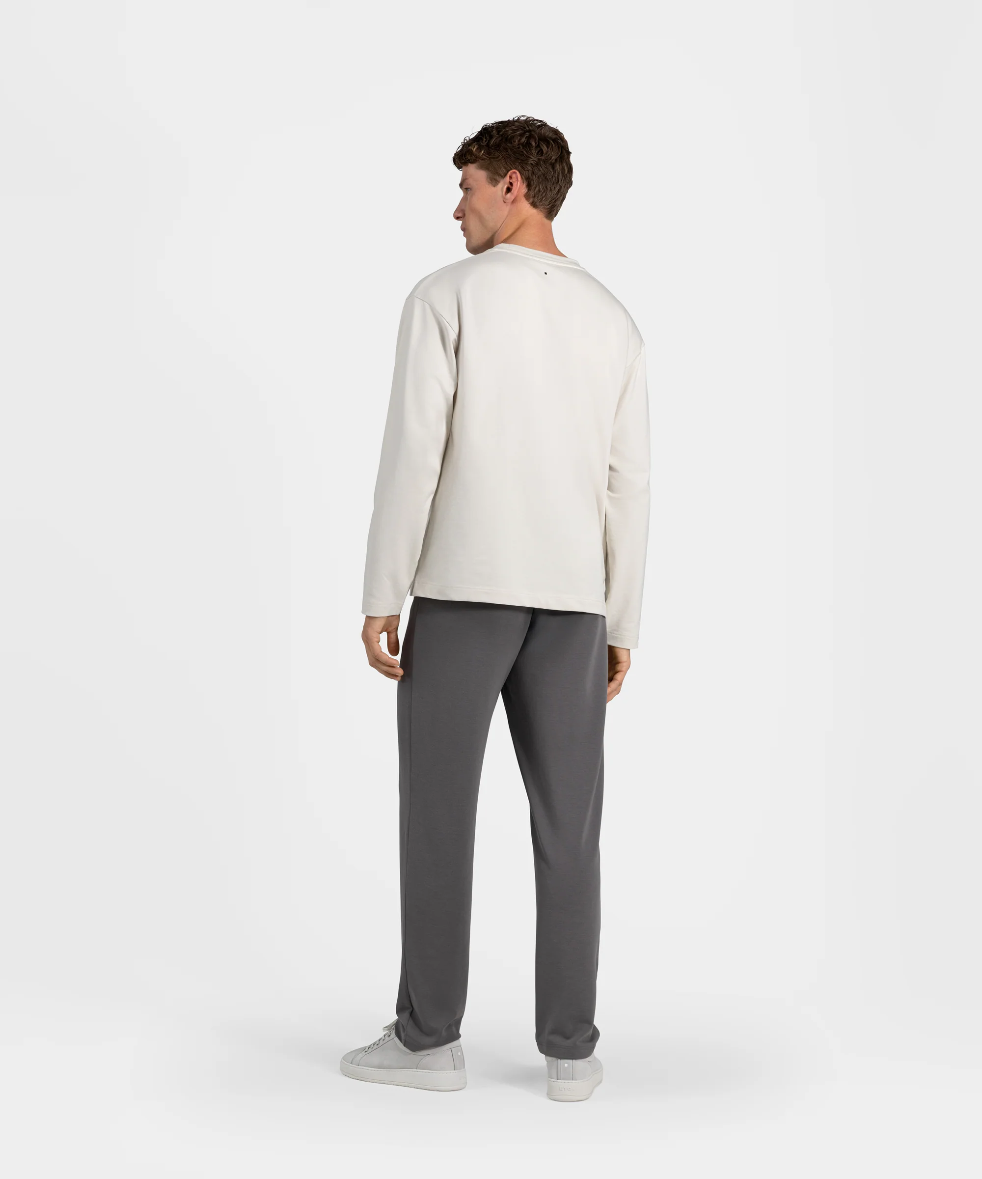 TS 03 Essence Long Sleeve Off-White - Image 9