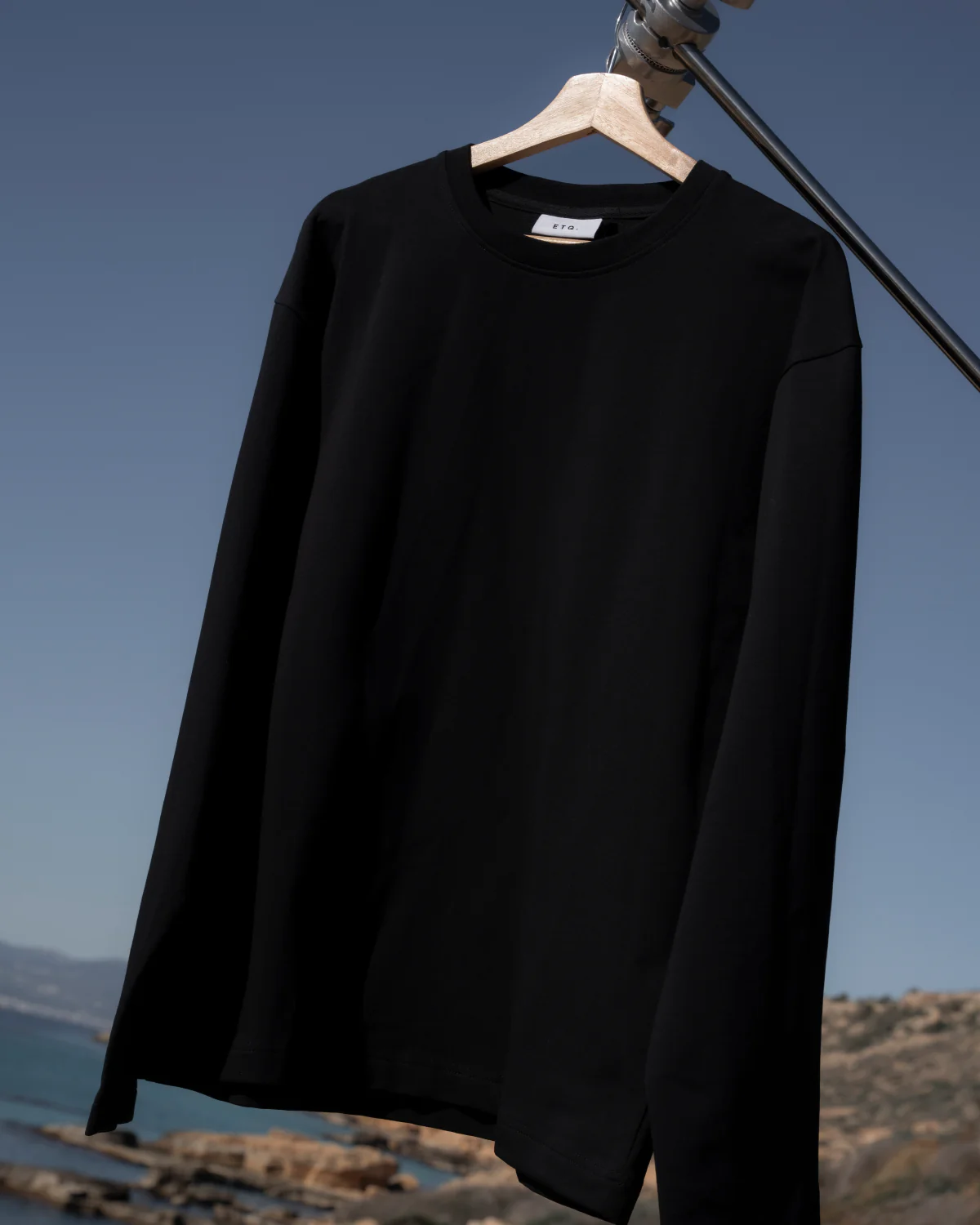 TS 03 Essence Long Sleeve Black - Image 4